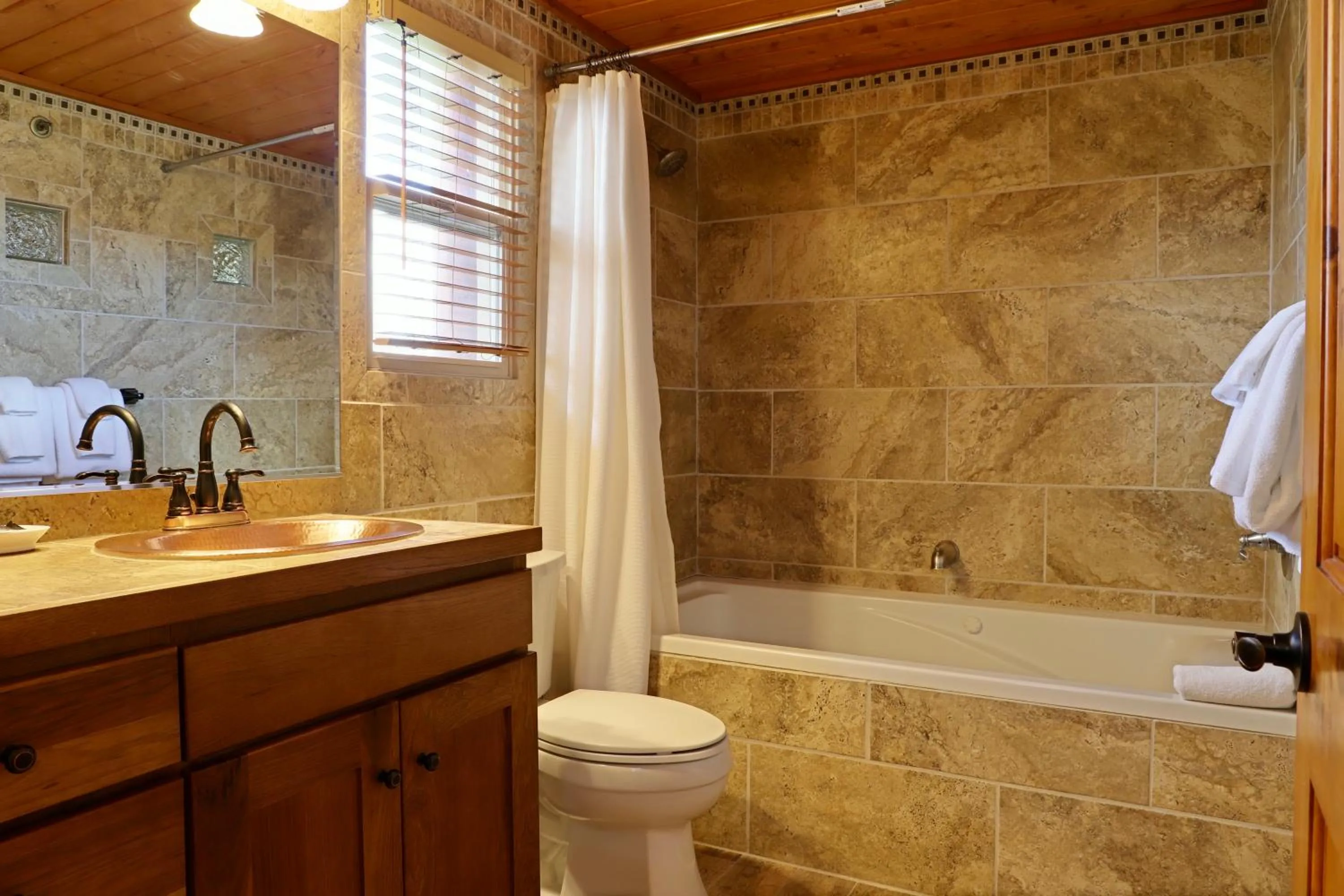 Bathroom in Chipeta Lodge