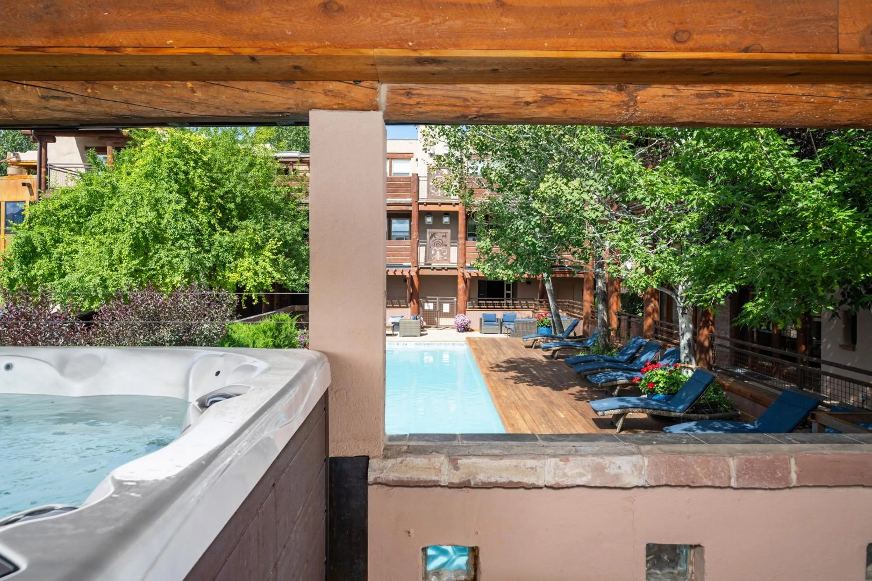 Hot Tub in Chipeta Lodge
