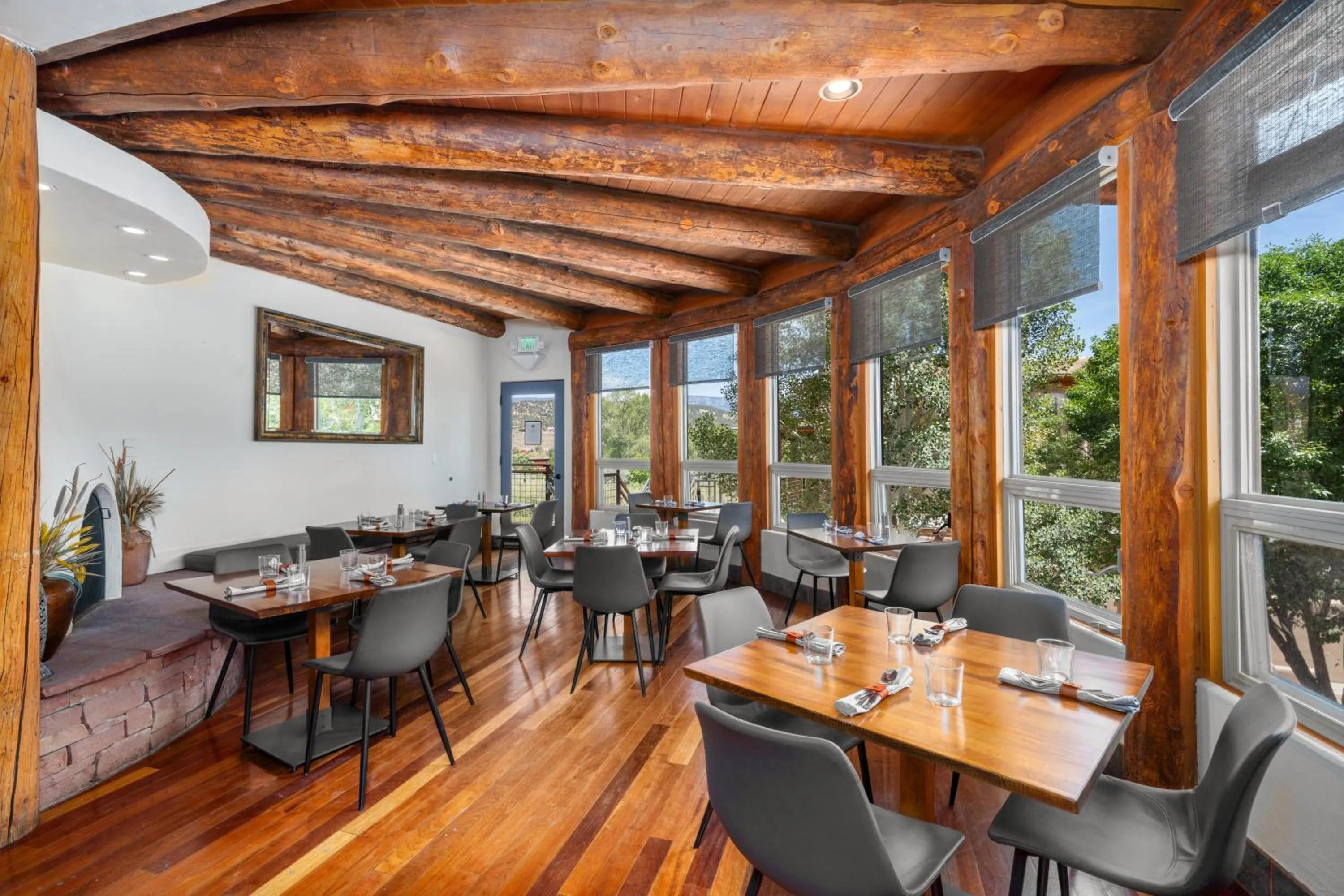 Restaurant/places to eat in Chipeta Lodge