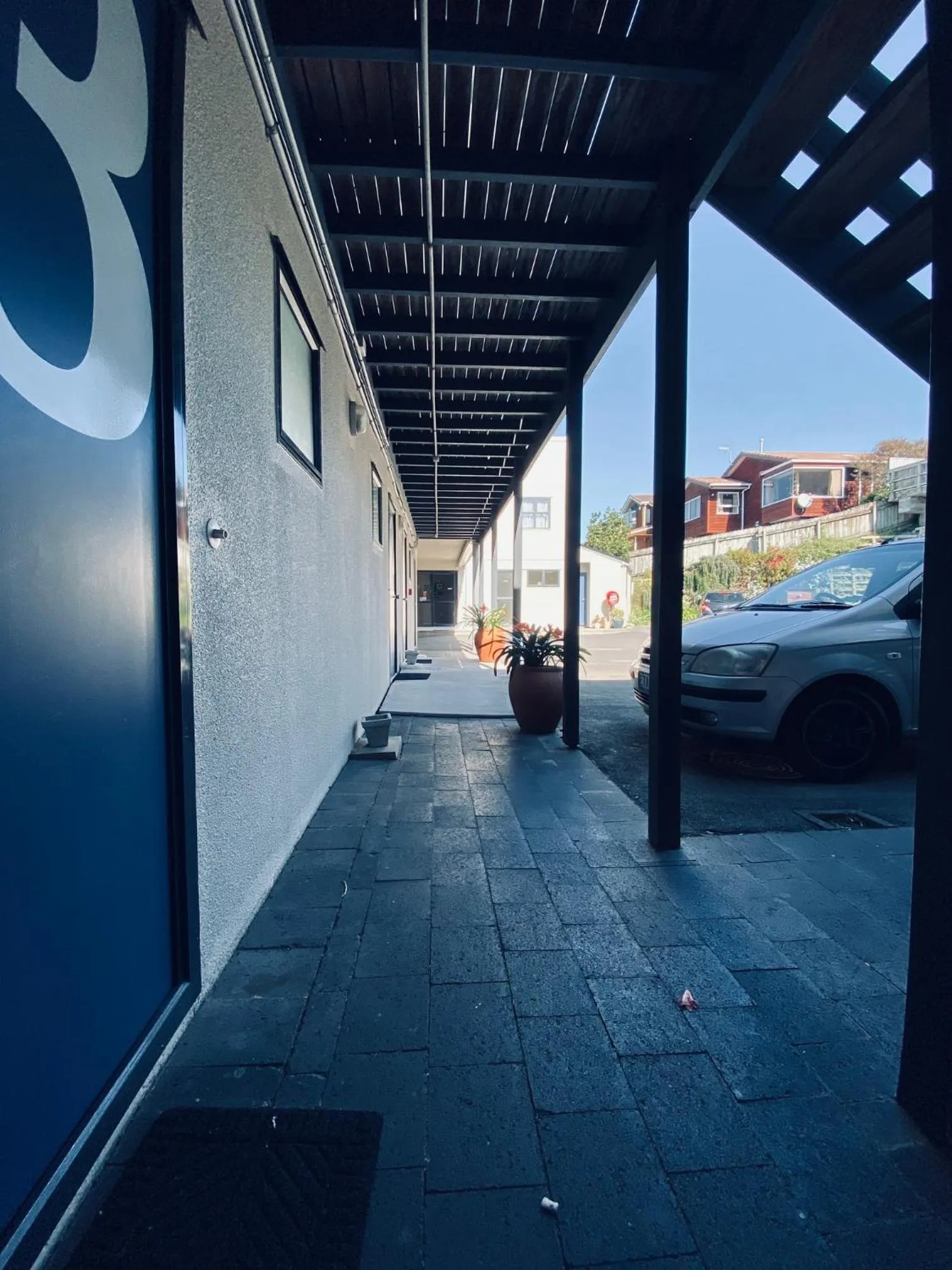 Parking in Wrights by the Sea Motel