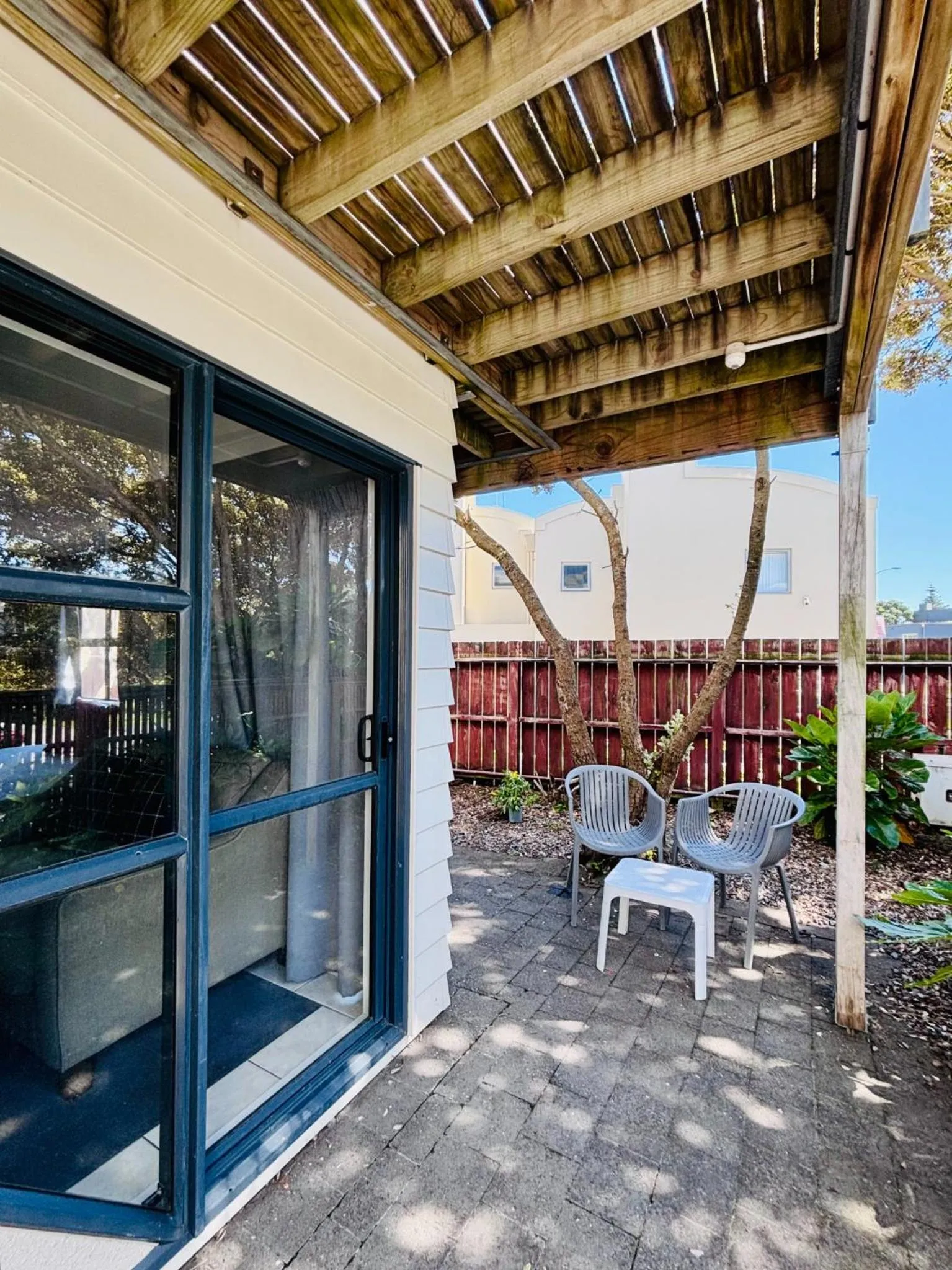 Patio in Wrights by the Sea Motel