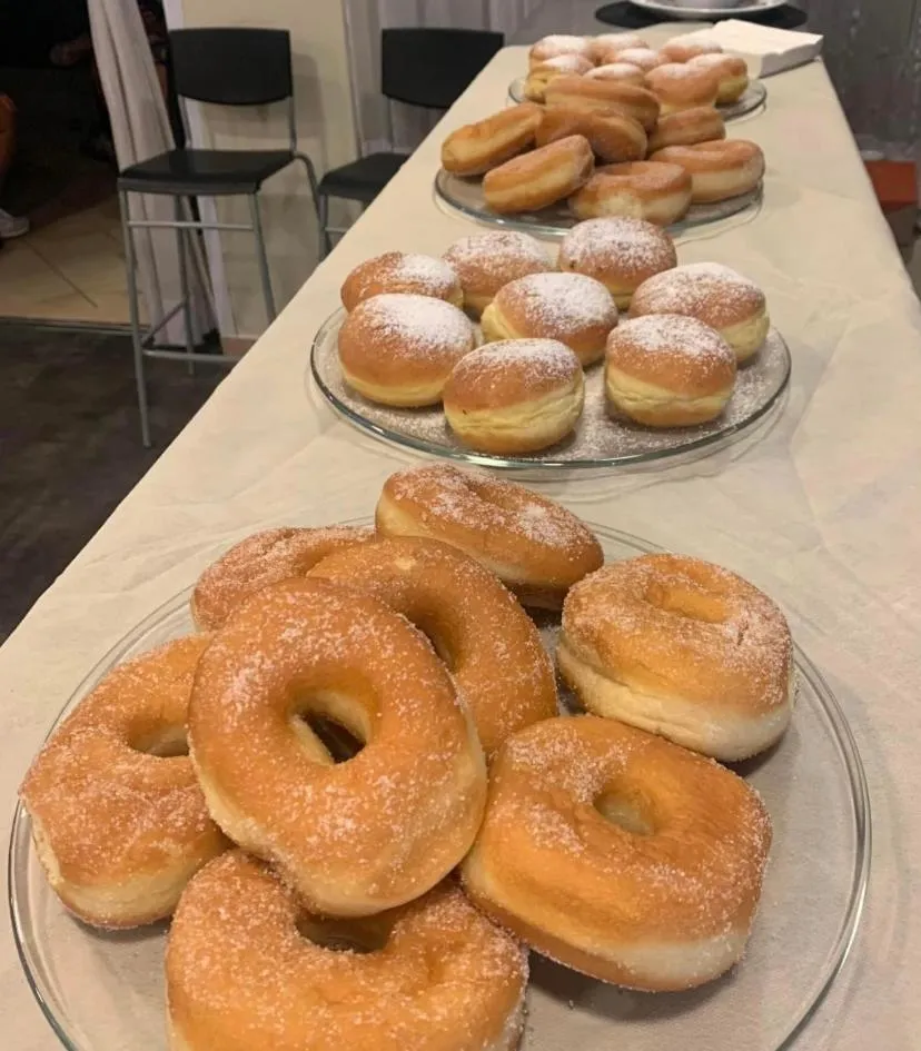 Restaurant/places to eat in HOTEL CONDOR