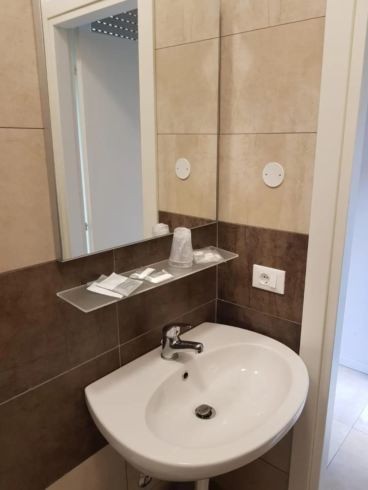 Bathroom in HOTEL CONDOR