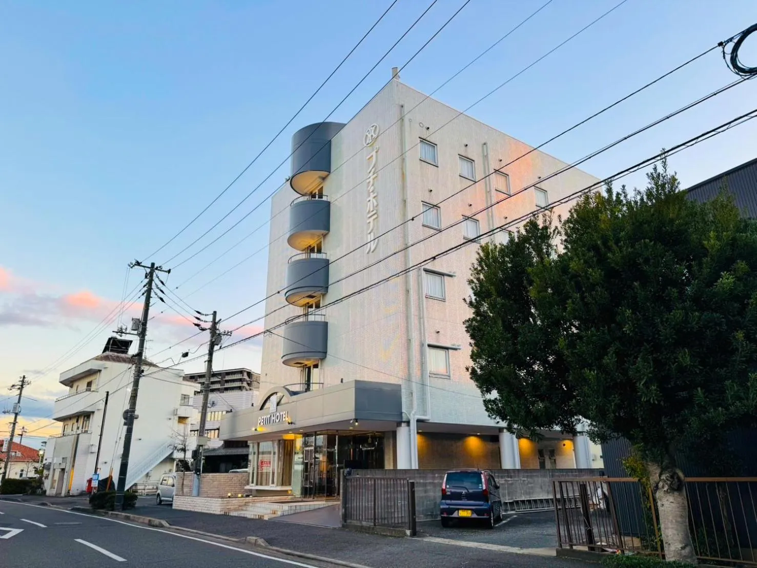 Property building in Kojima Puchi Hotel
