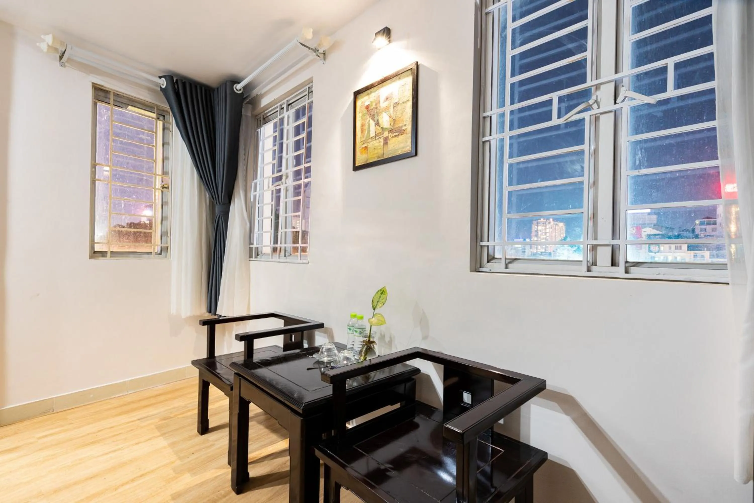 Seating area in Sen Sai Gon Hotel - Ben Thanh Market