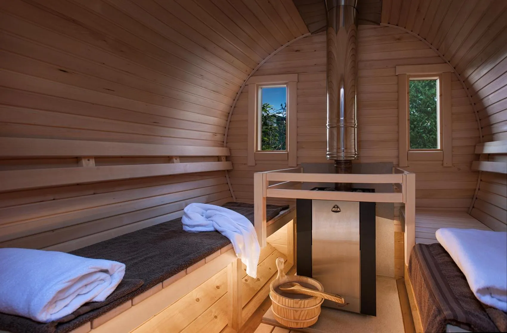 Sauna, Bed in Roncaglia Suite