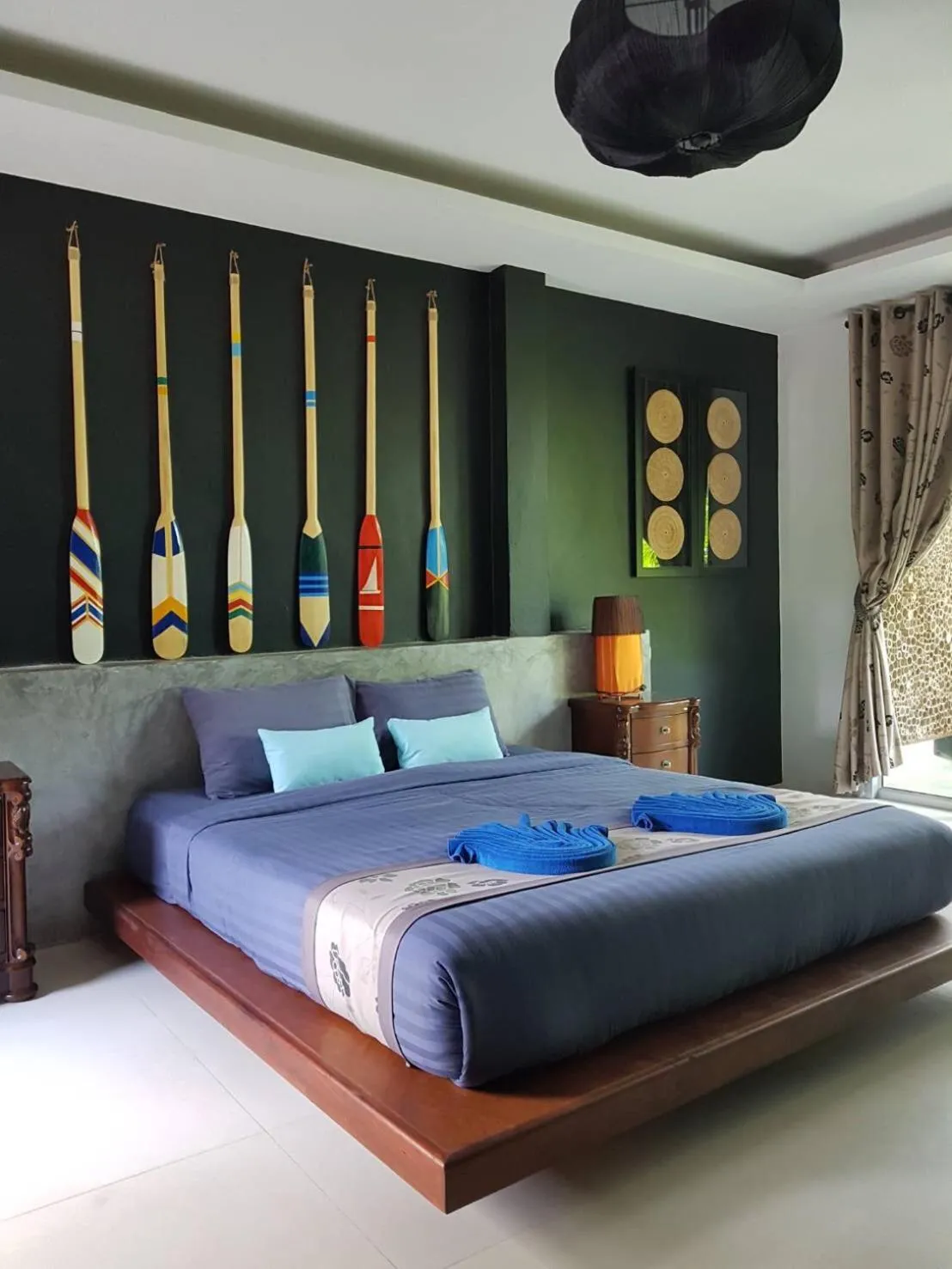 Photo of the whole room, Bed in In Touch Resort