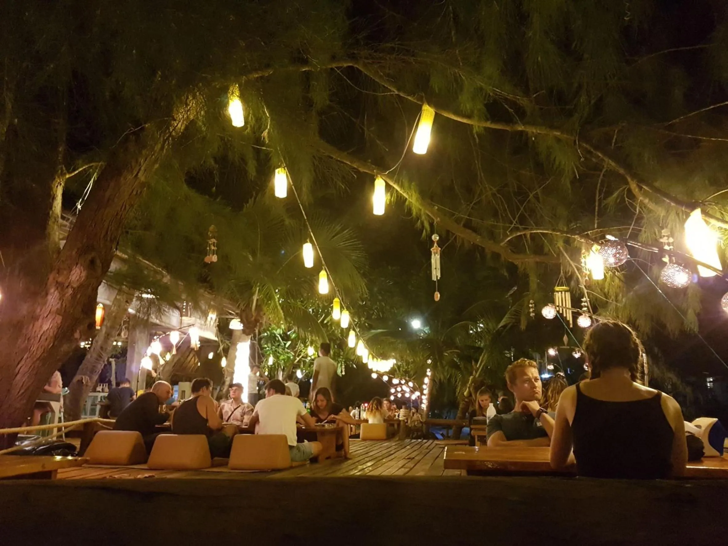 Restaurant/places to eat in In Touch Resort