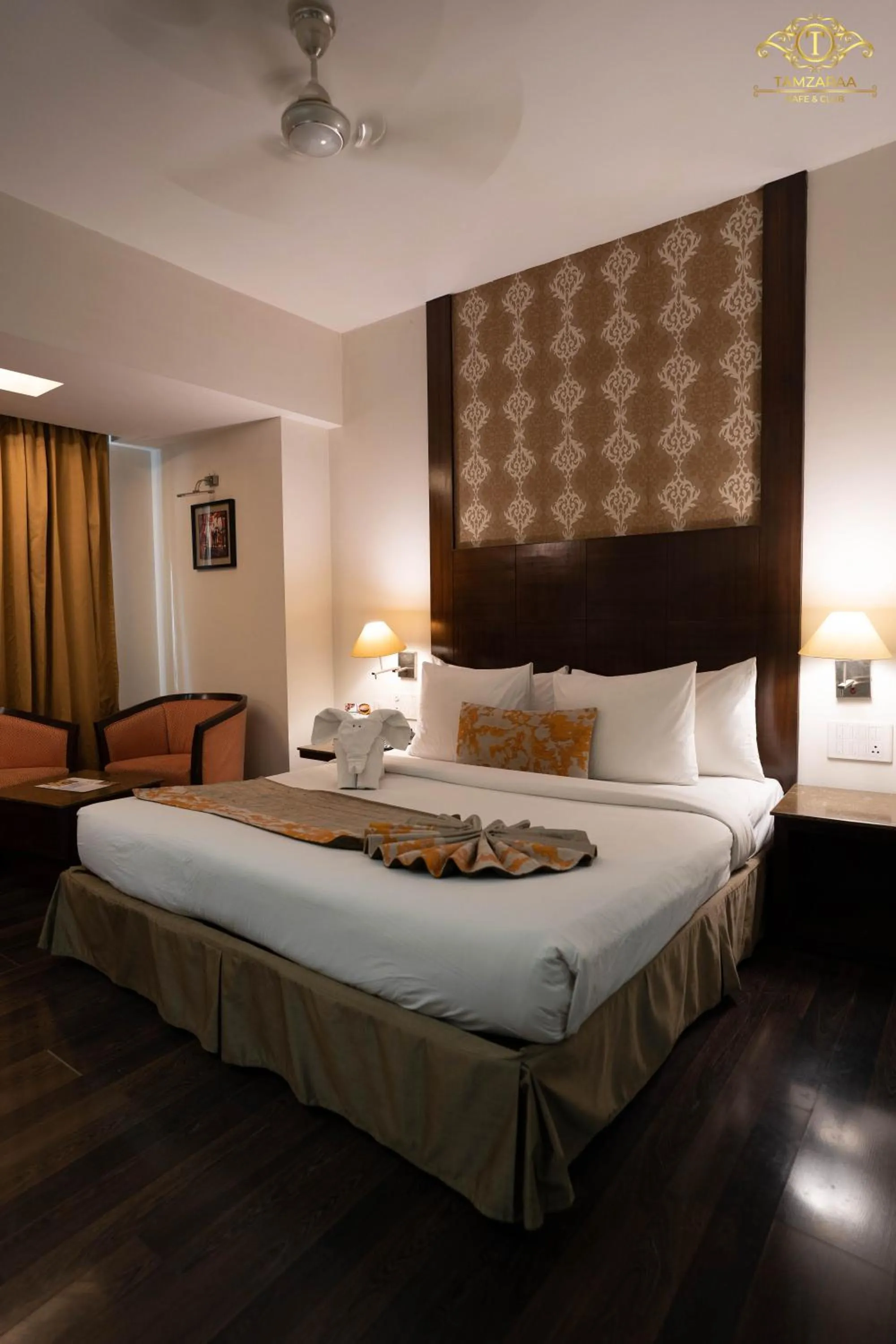 Bed in Best Western Maryland