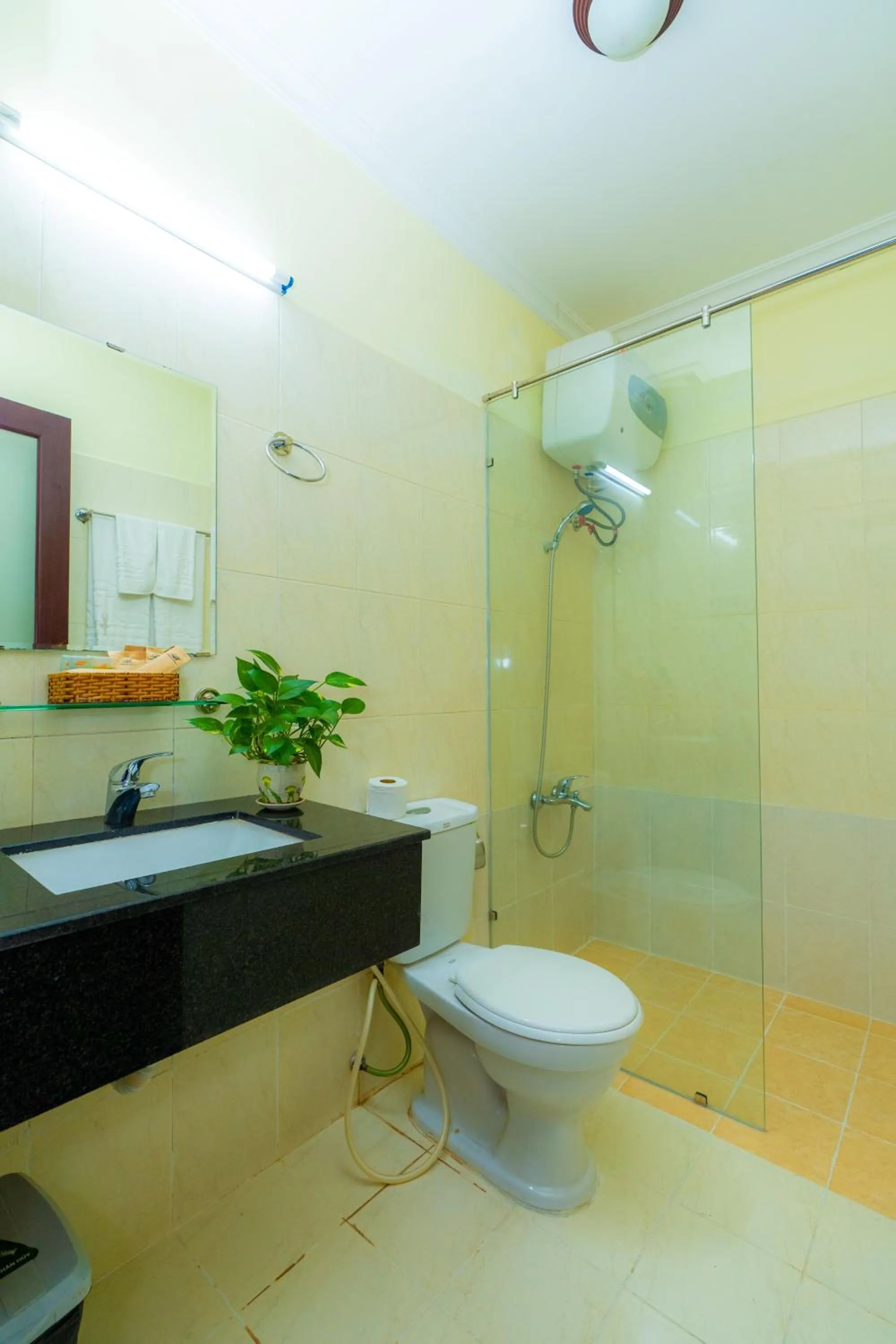 Bathroom in Hoang Ha Boutique Hotel