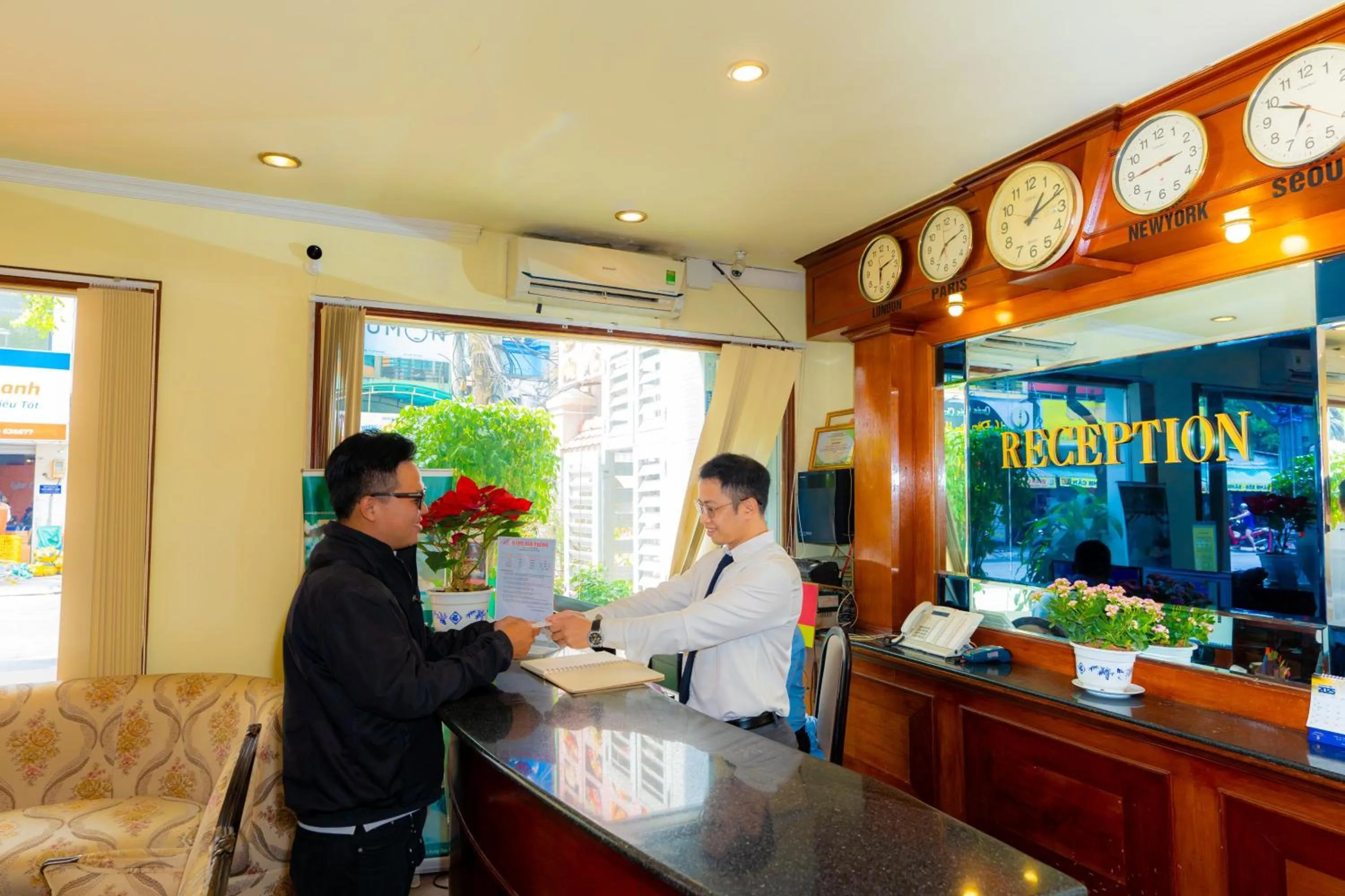 Lobby or reception in Hoang Ha Boutique Hotel