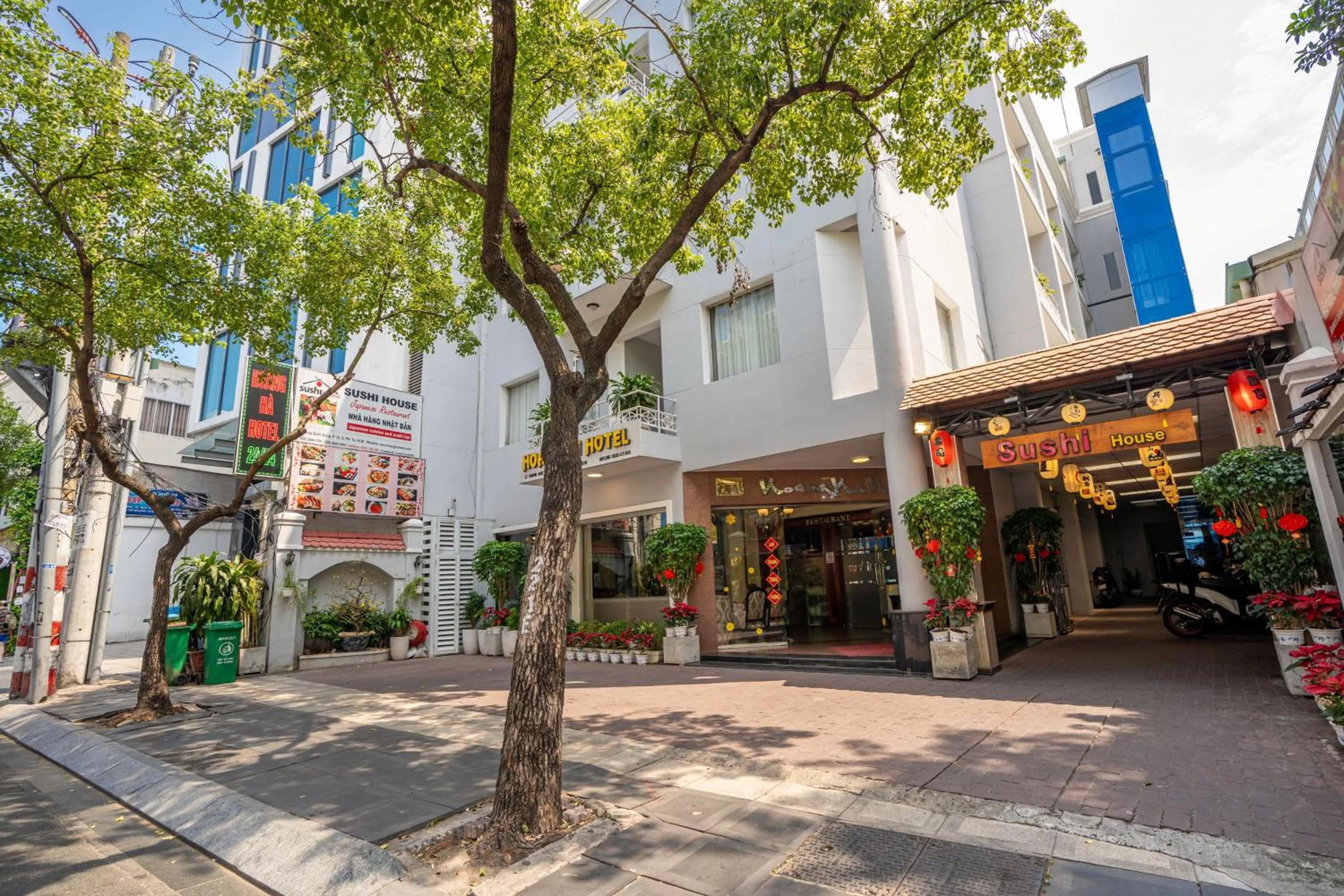 Property building in Hoang Ha Boutique Hotel