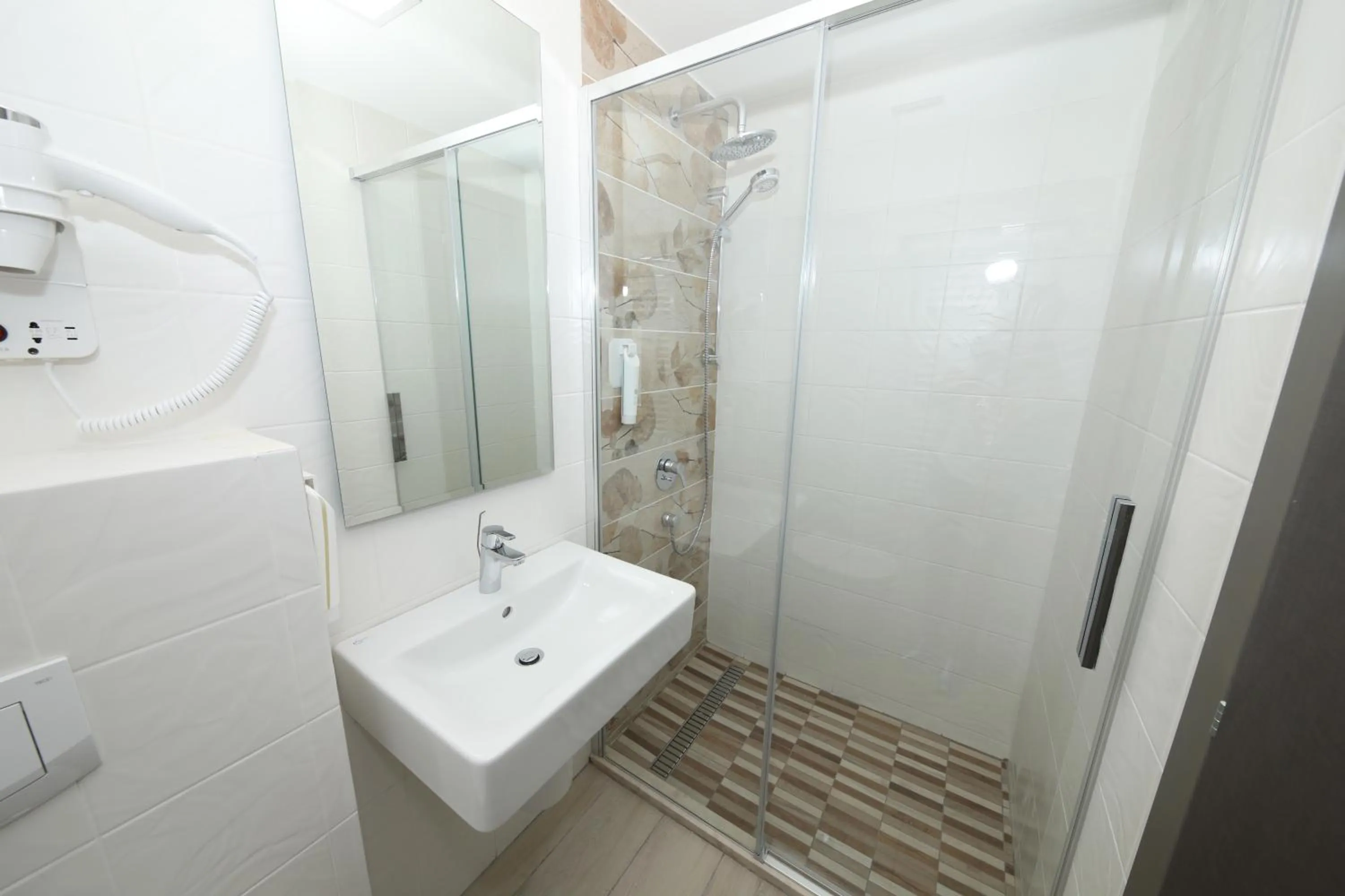 Bathroom in Hotel Delfin