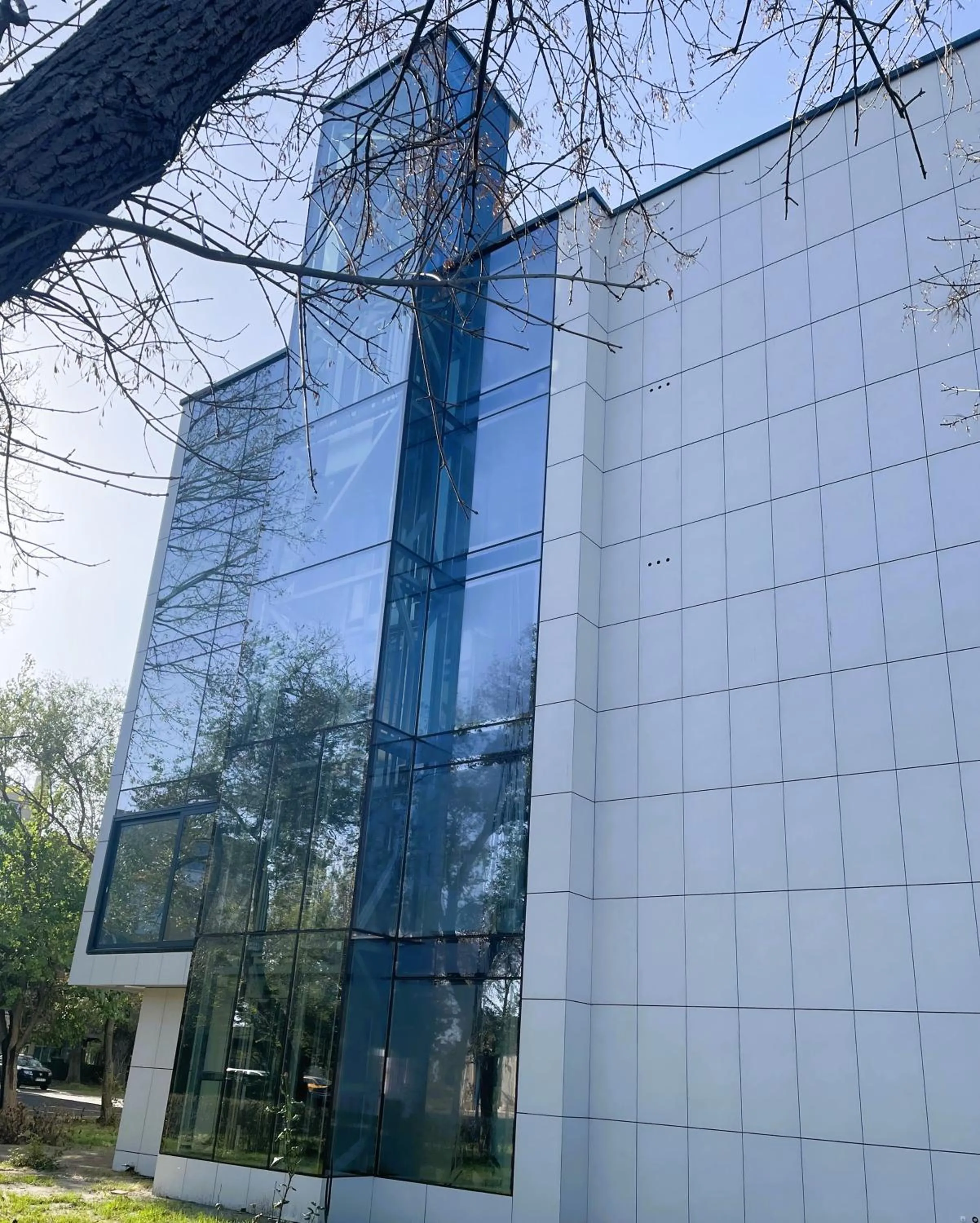 Property building in Hotel Delfin