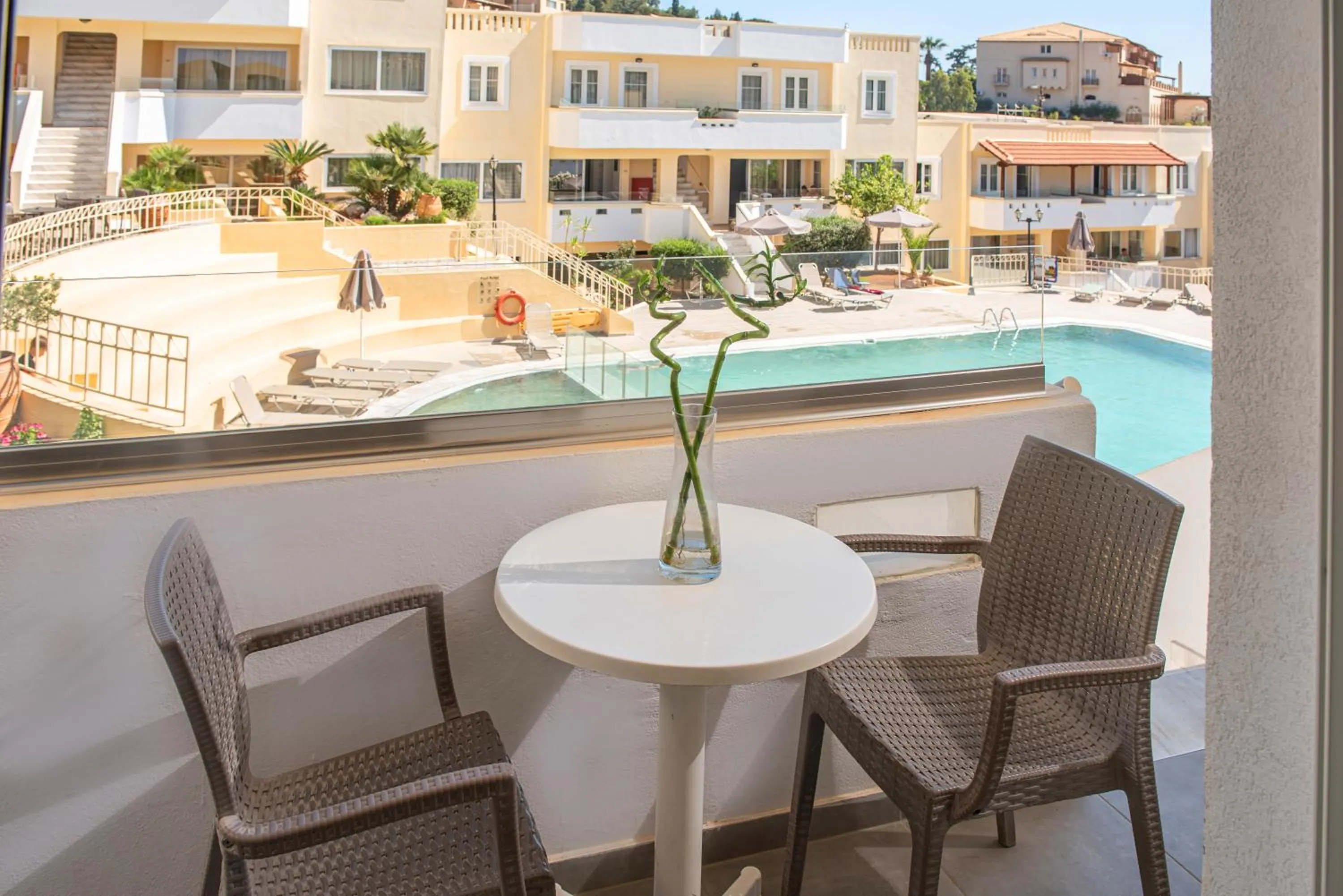 Balcony/Terrace in Alexander House Hotel