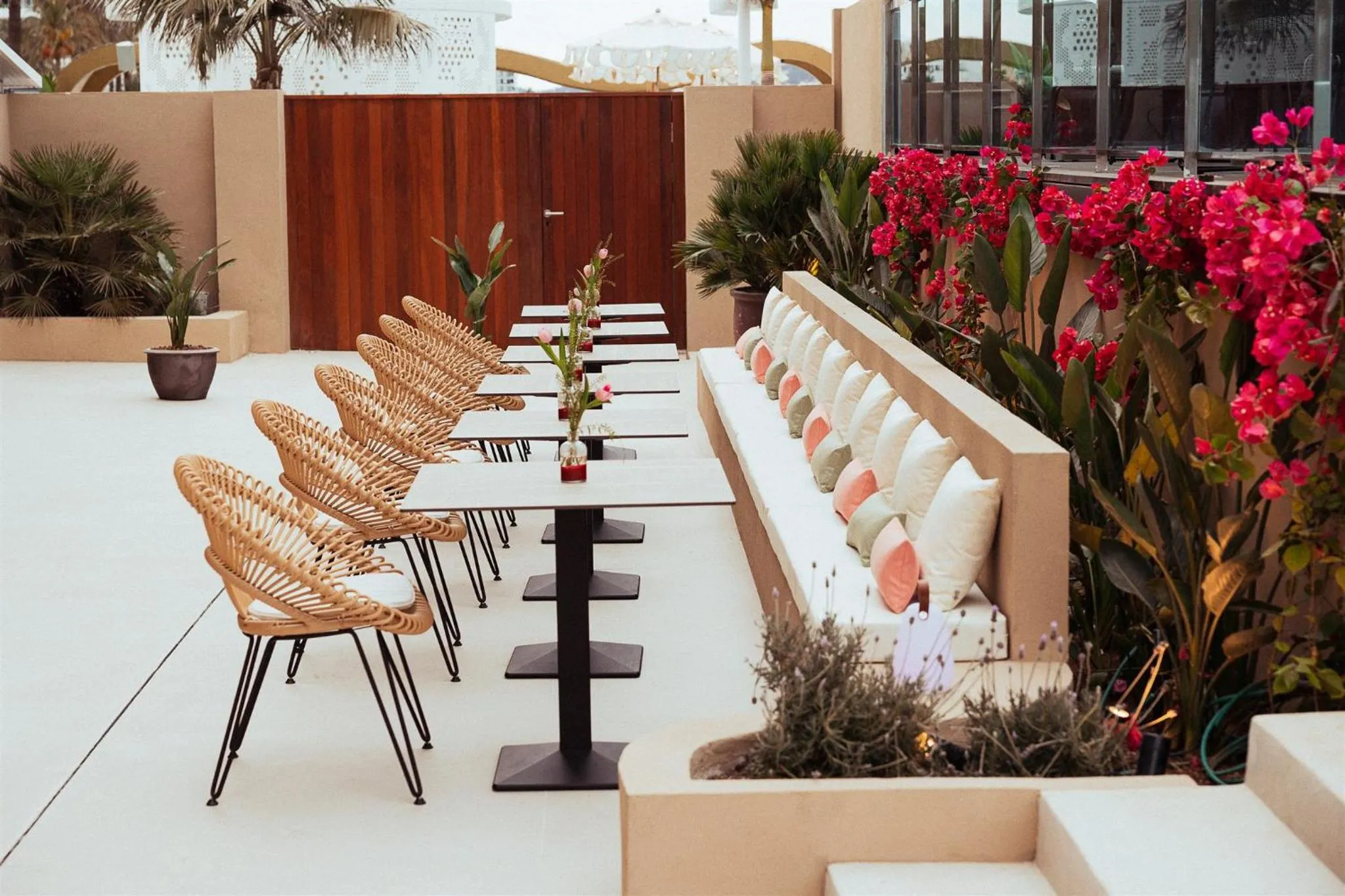 Restaurant/places to eat in AMA Ibiza