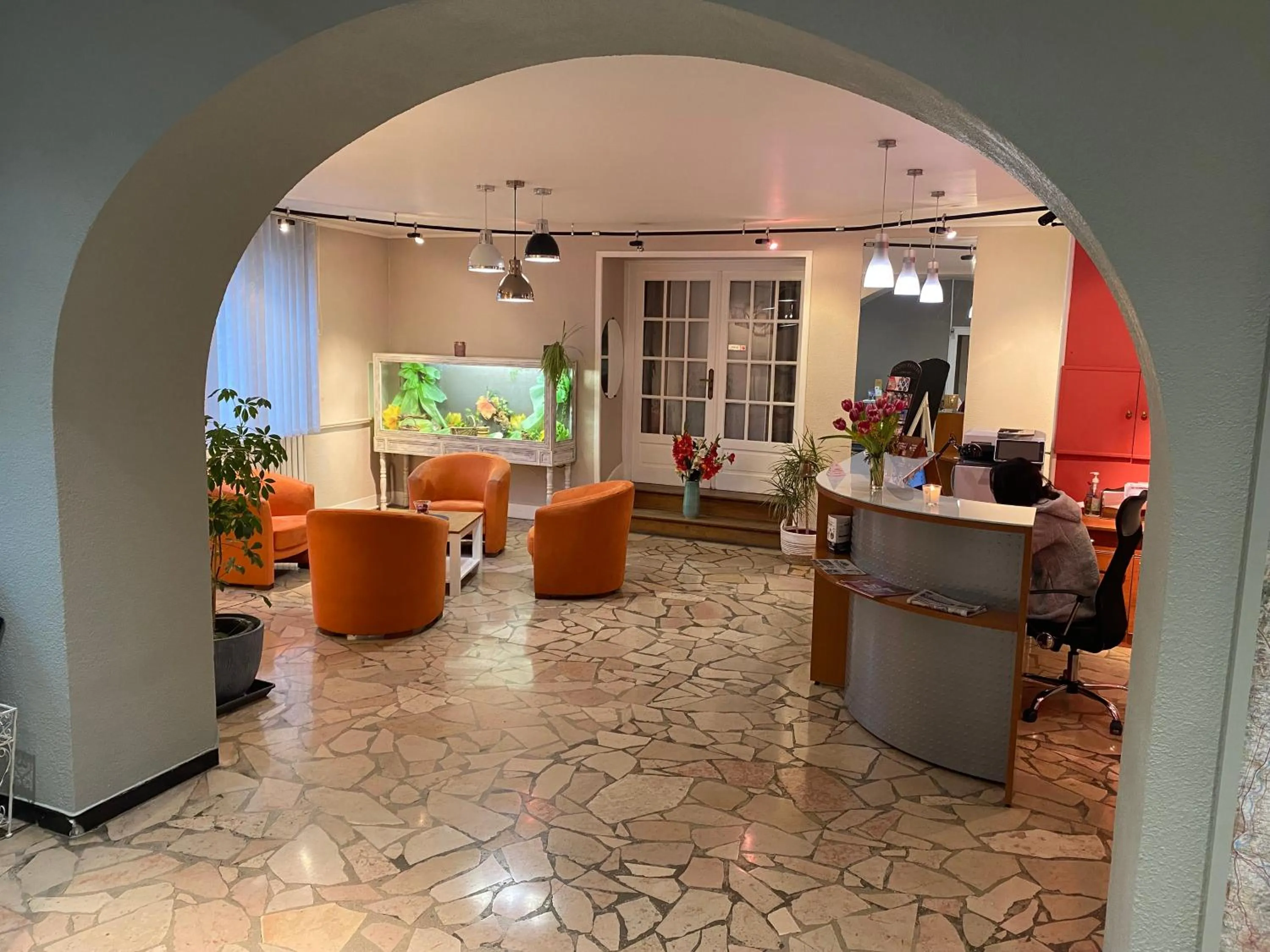 Lobby or reception in Nouvel Hotel