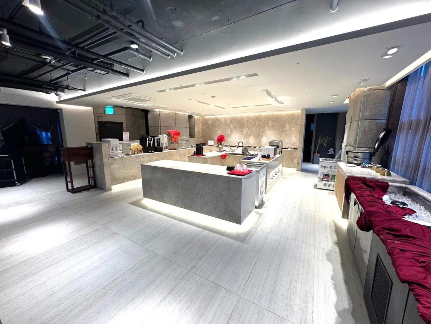 Restaurant/places to eat in Hotel tt Seomyeon