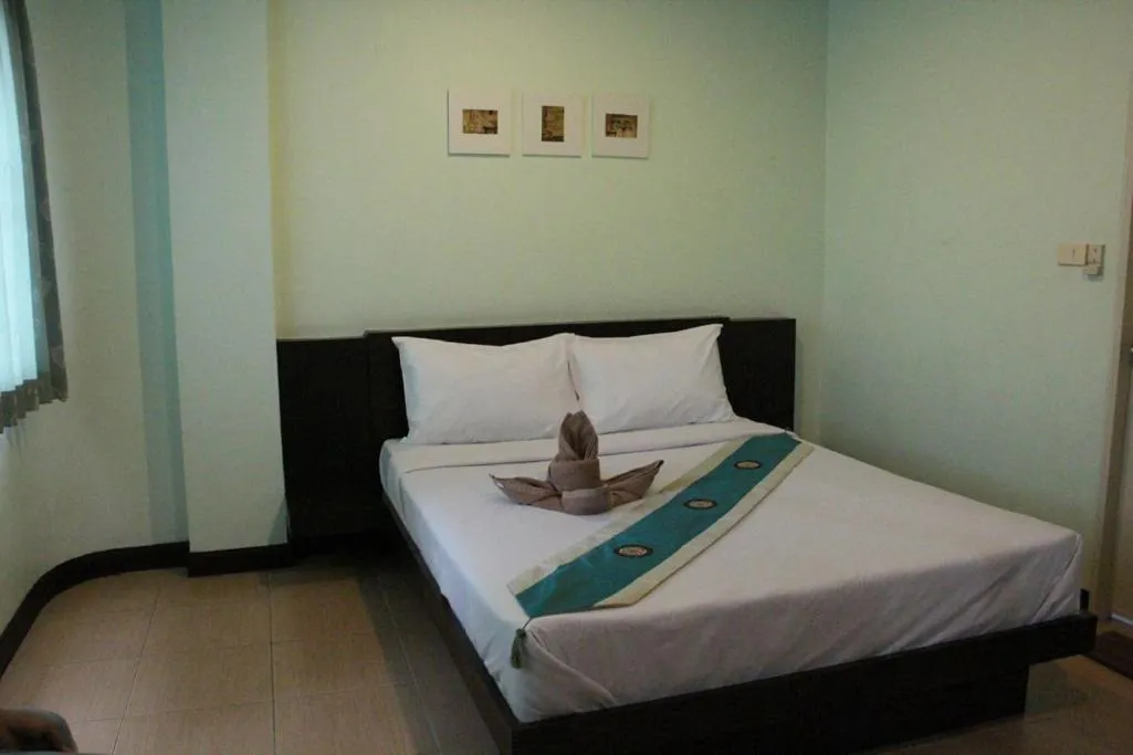 Bedroom, Bed in Baan Vor. Sumongkol Service Apartment