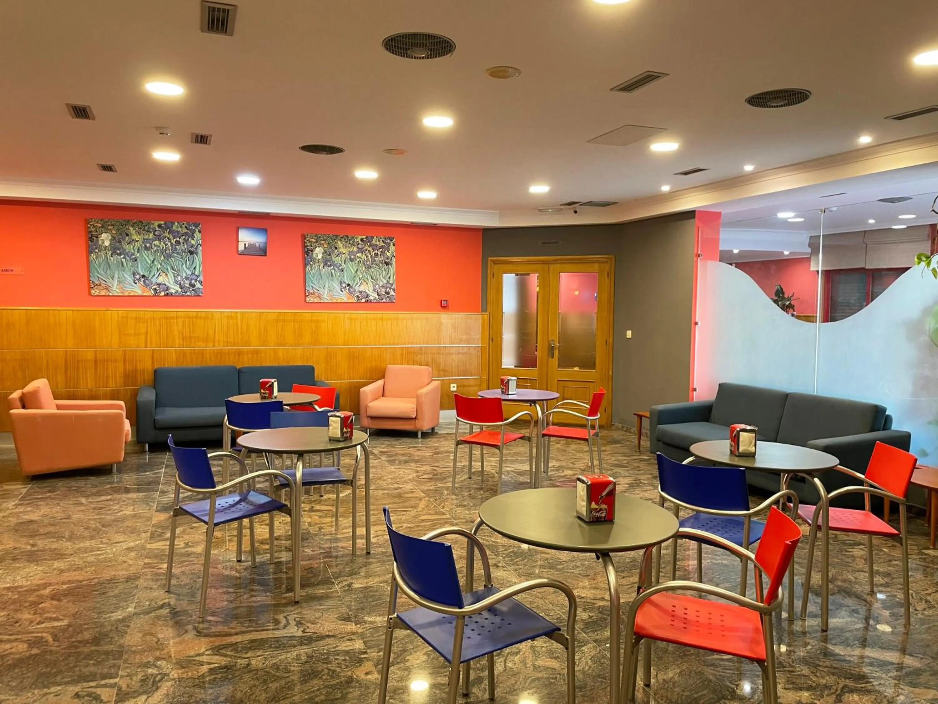 Restaurant/places to eat in Hotel Acquamaris 3000