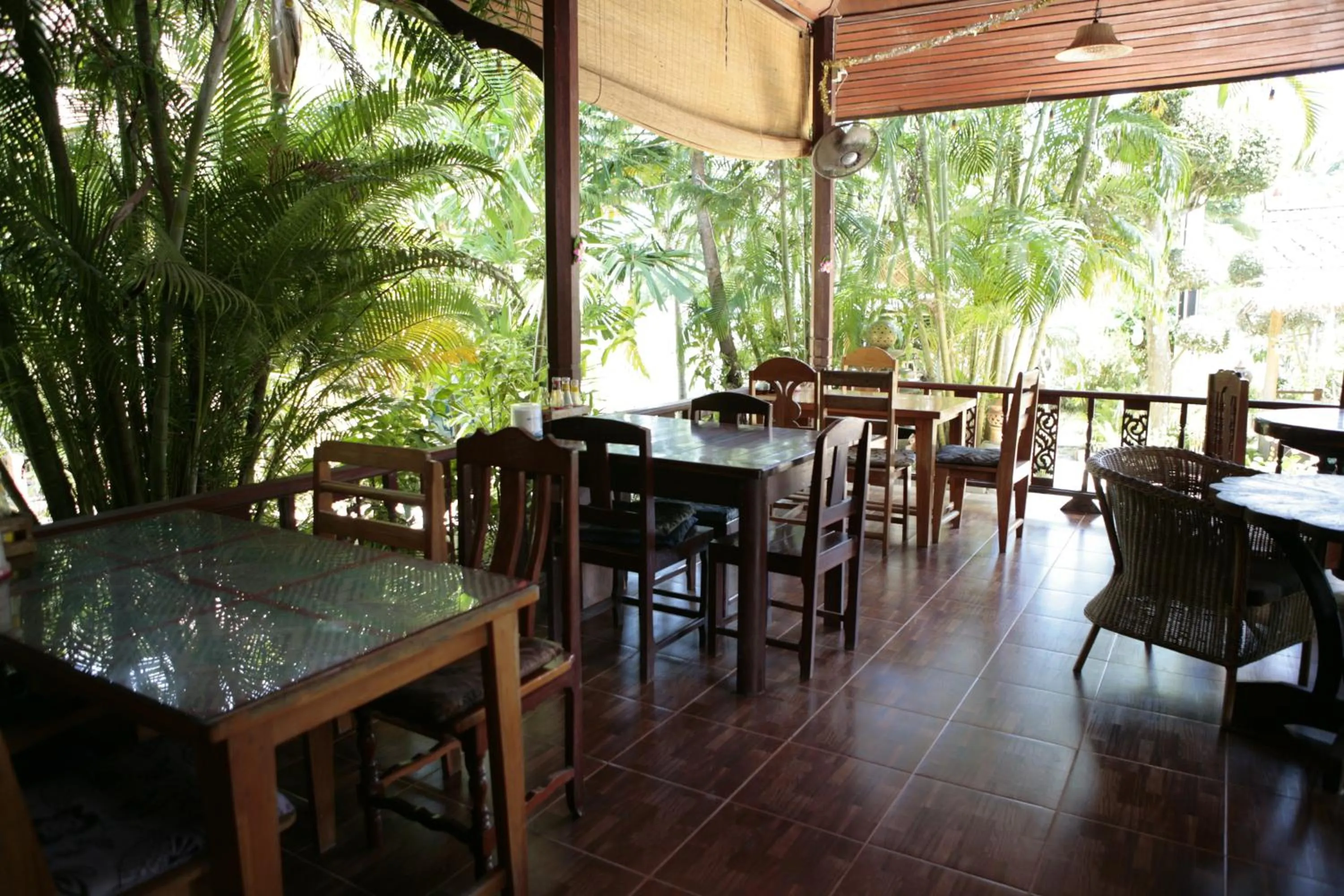 Day in Jungle Hut Bungalows & Hotel