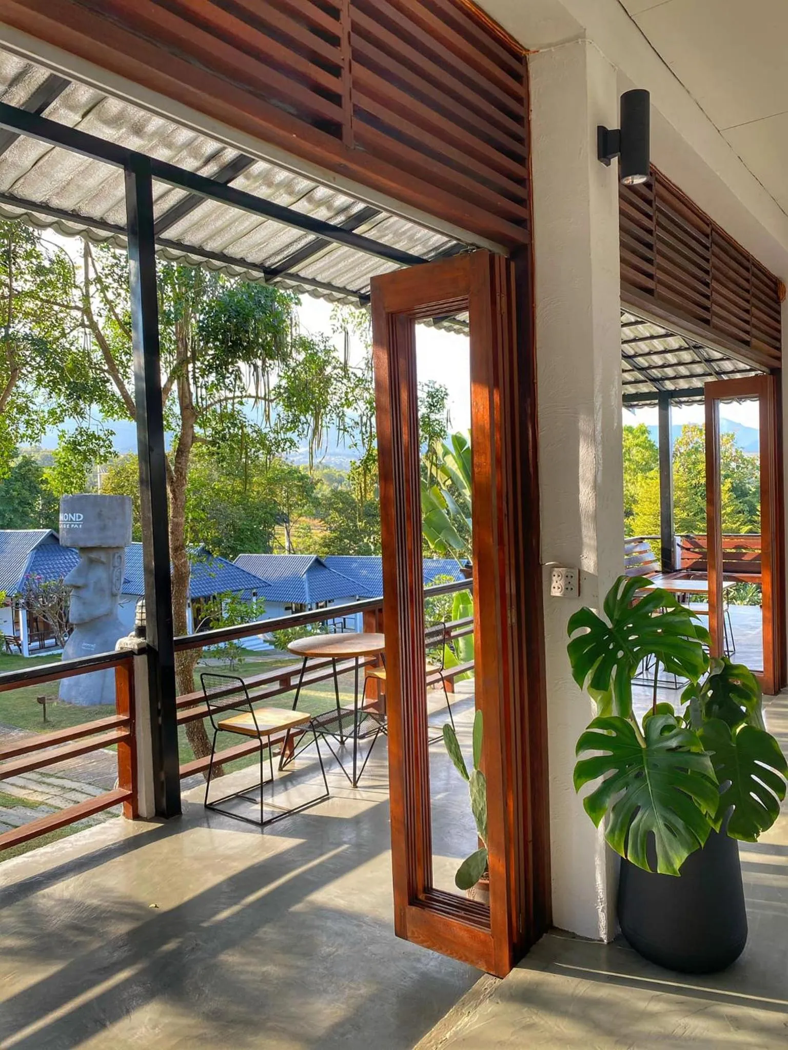 Garden view in Diamond Village Pai