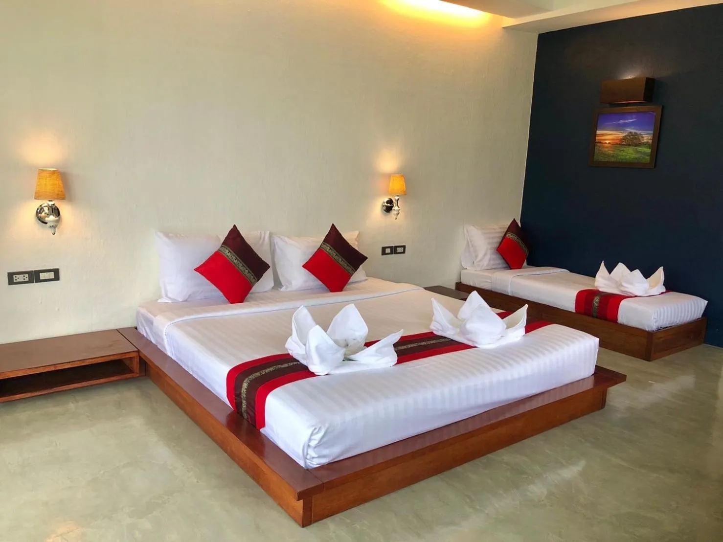 Bed in Diamond Village Pai