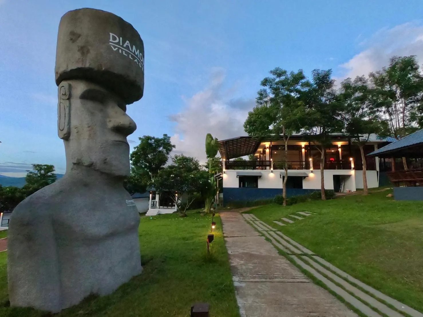 Activities in Diamond Village Pai