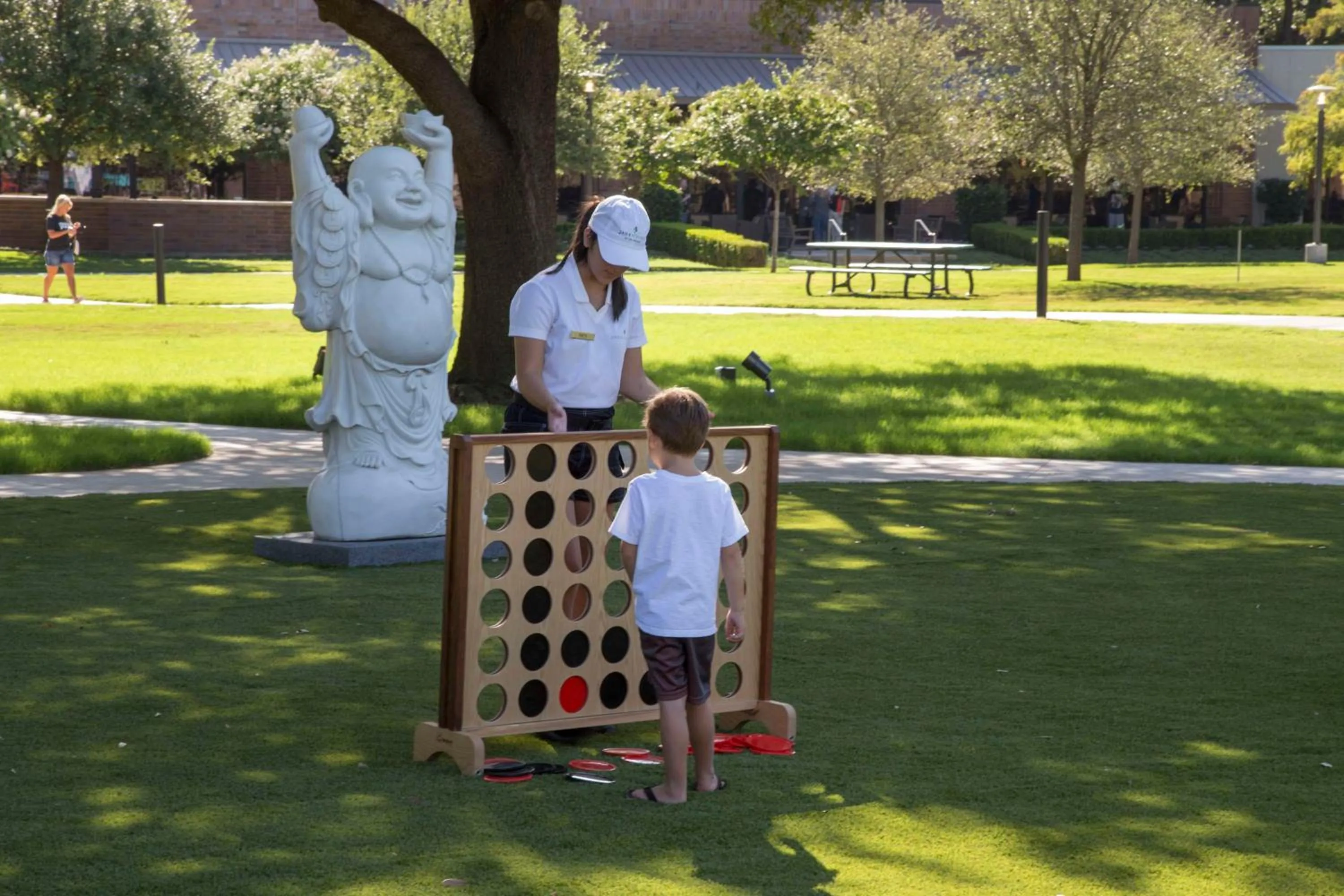 Property building in Hilton Anatole