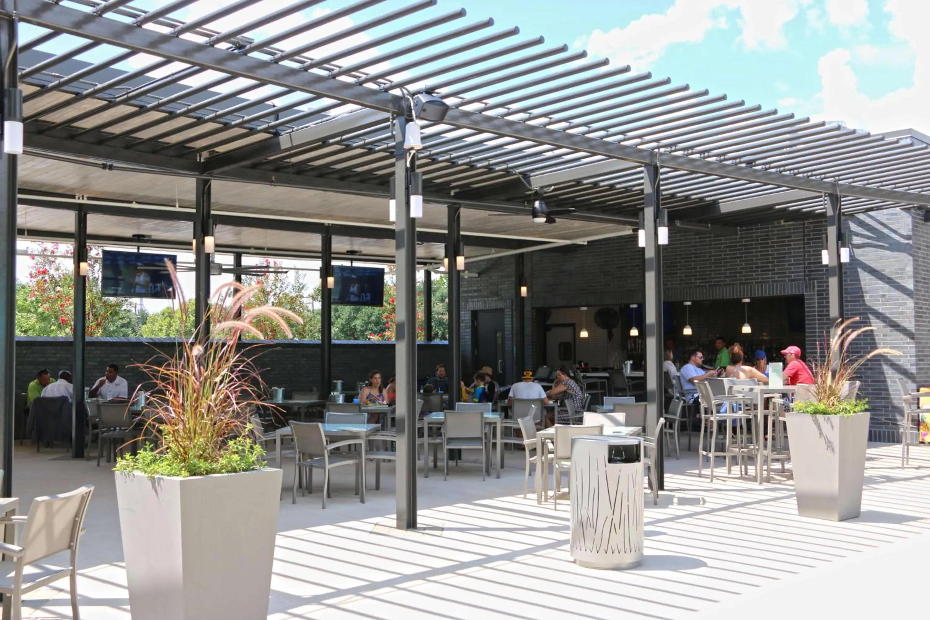 Restaurant/places to eat in Hilton Anatole