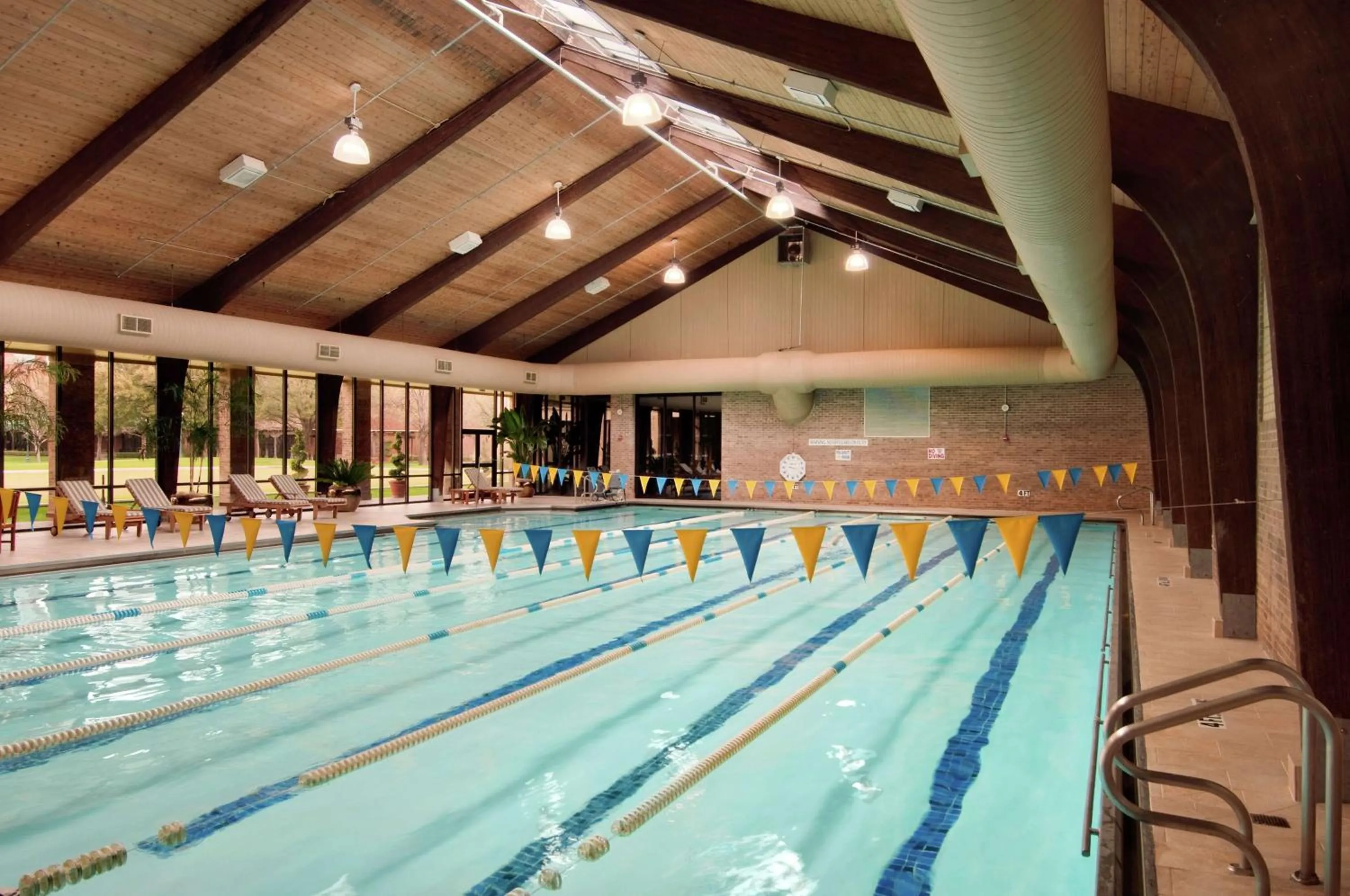Pool view in Hilton Anatole