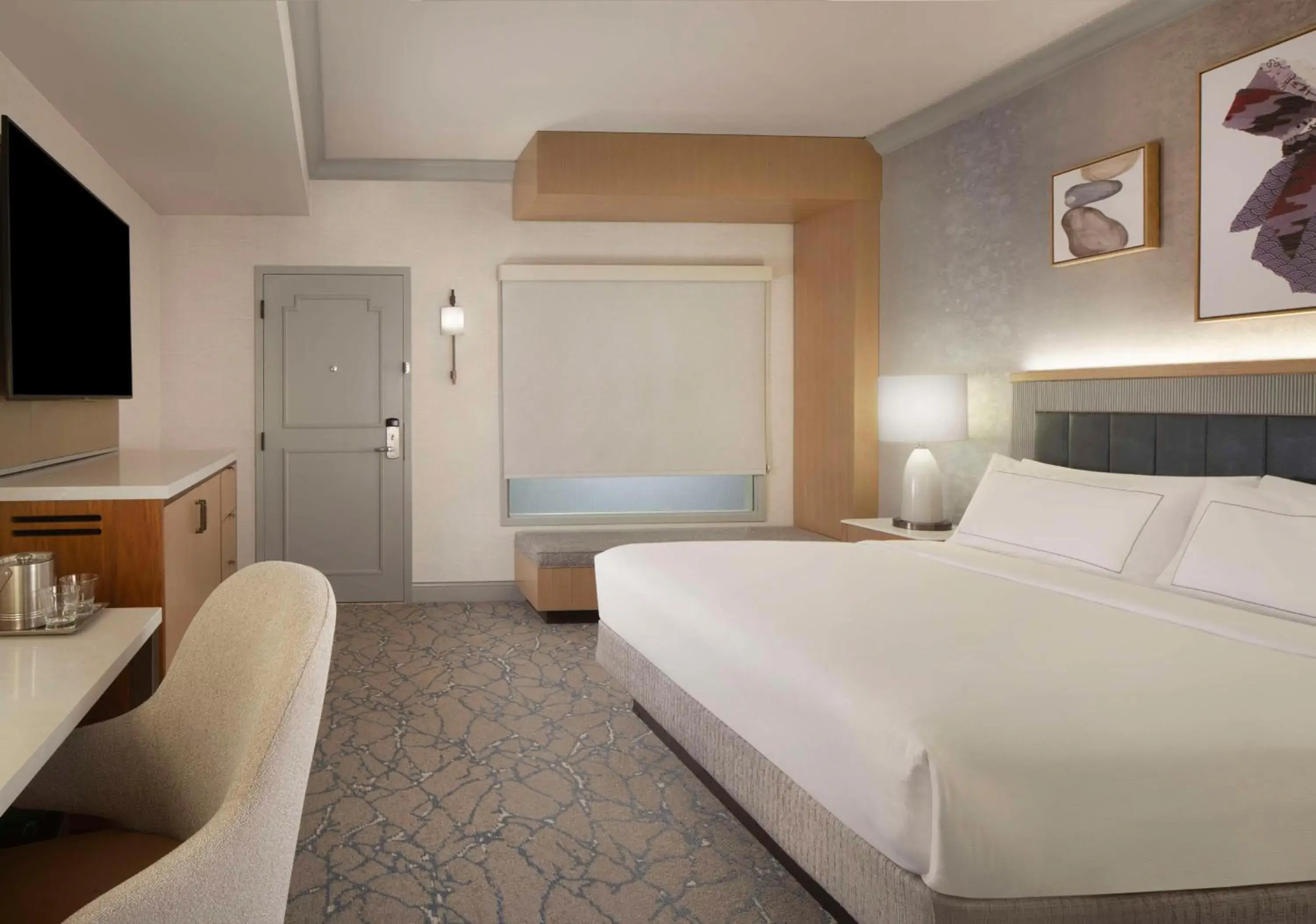 King Room with Jadewaters Tower Interior in Hilton Anatole King Room with Jadewaters Tower Interior in Hilton Anatole