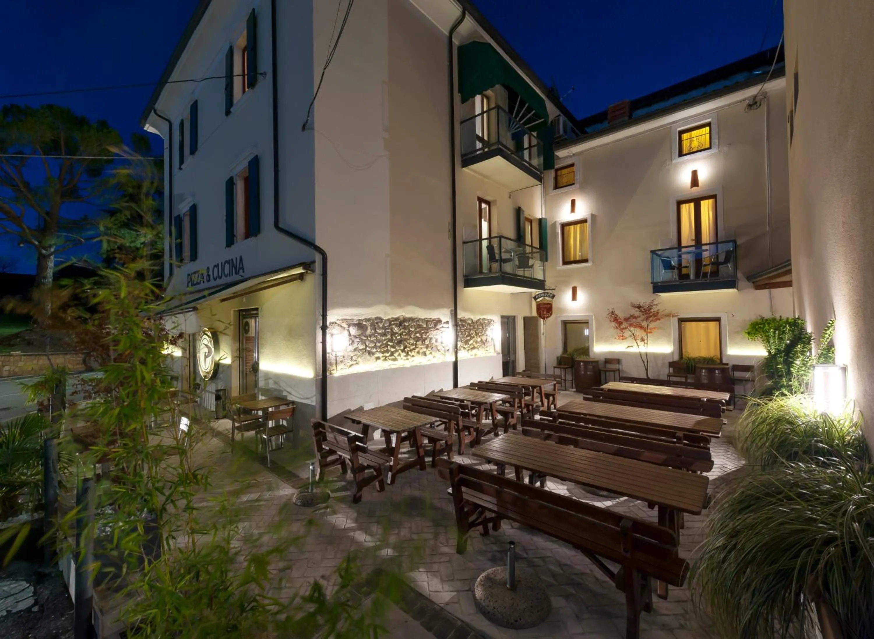 Garden view in B&B 7 Vizi