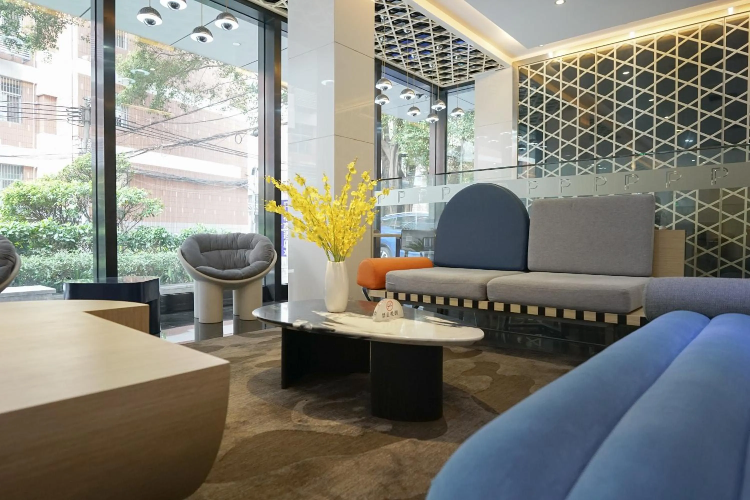 Lobby or reception in Paco Hotel Ouzhuang Metro Guangzhou