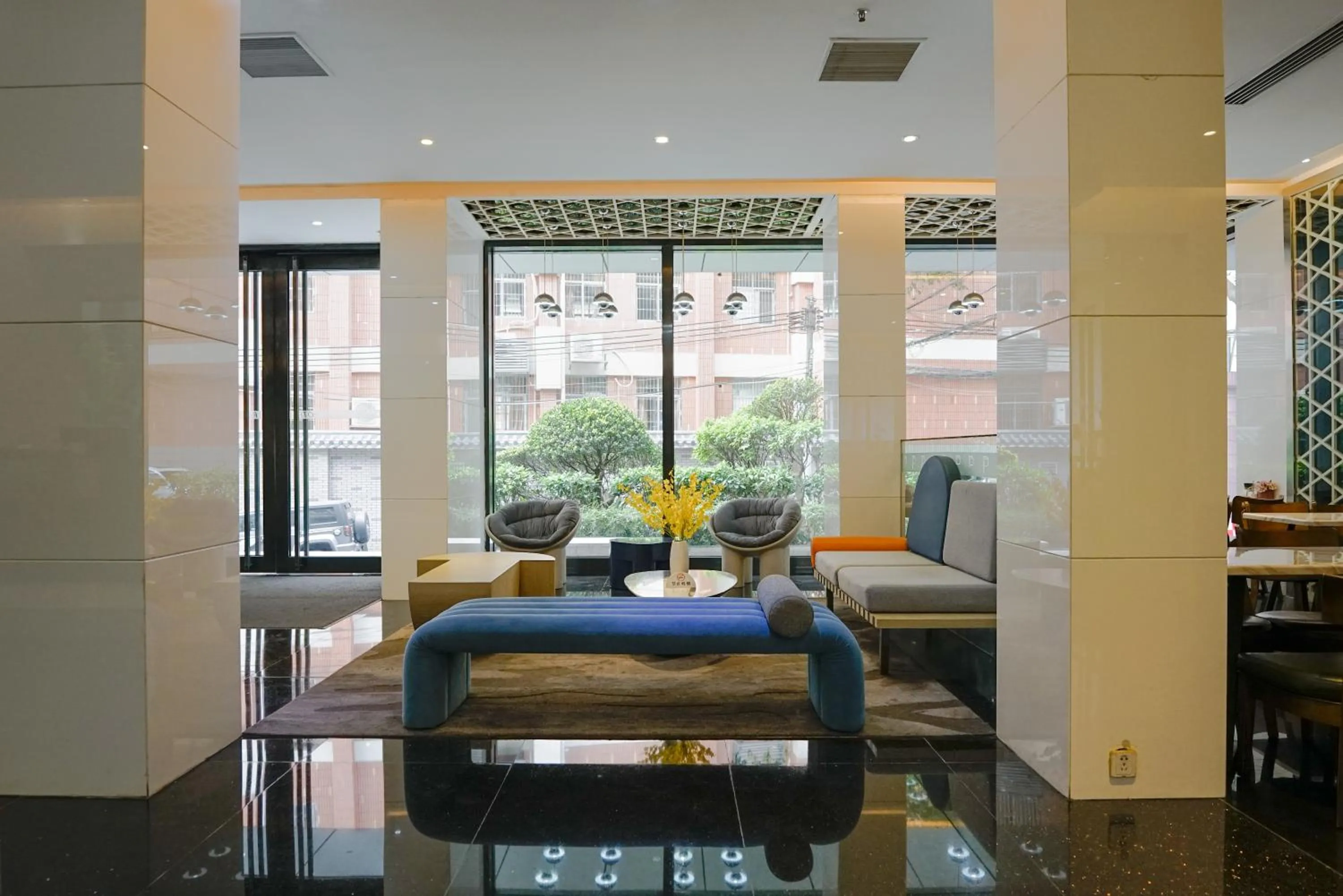 Lobby or reception in Paco Hotel Ouzhuang Metro Guangzhou