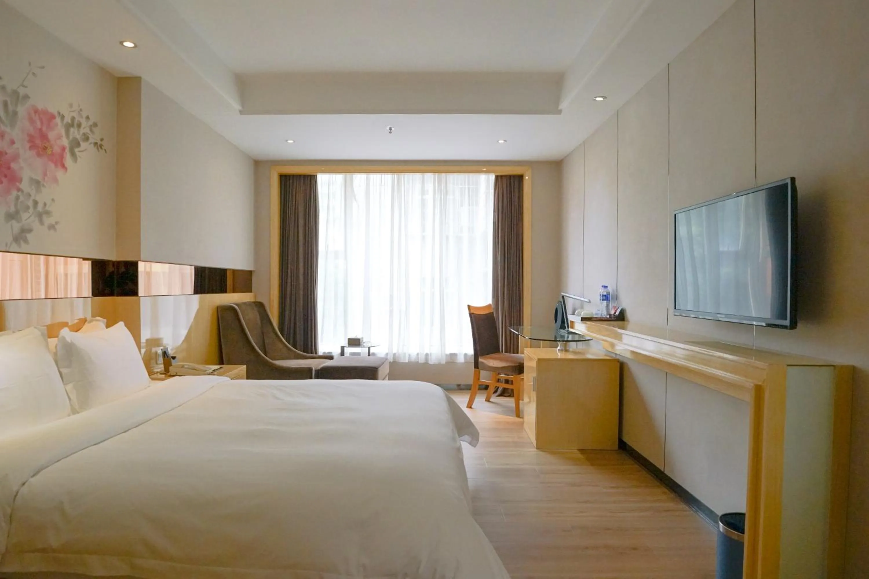 Photo of the whole room, Bed in Paco Hotel Ouzhuang Metro Guangzhou