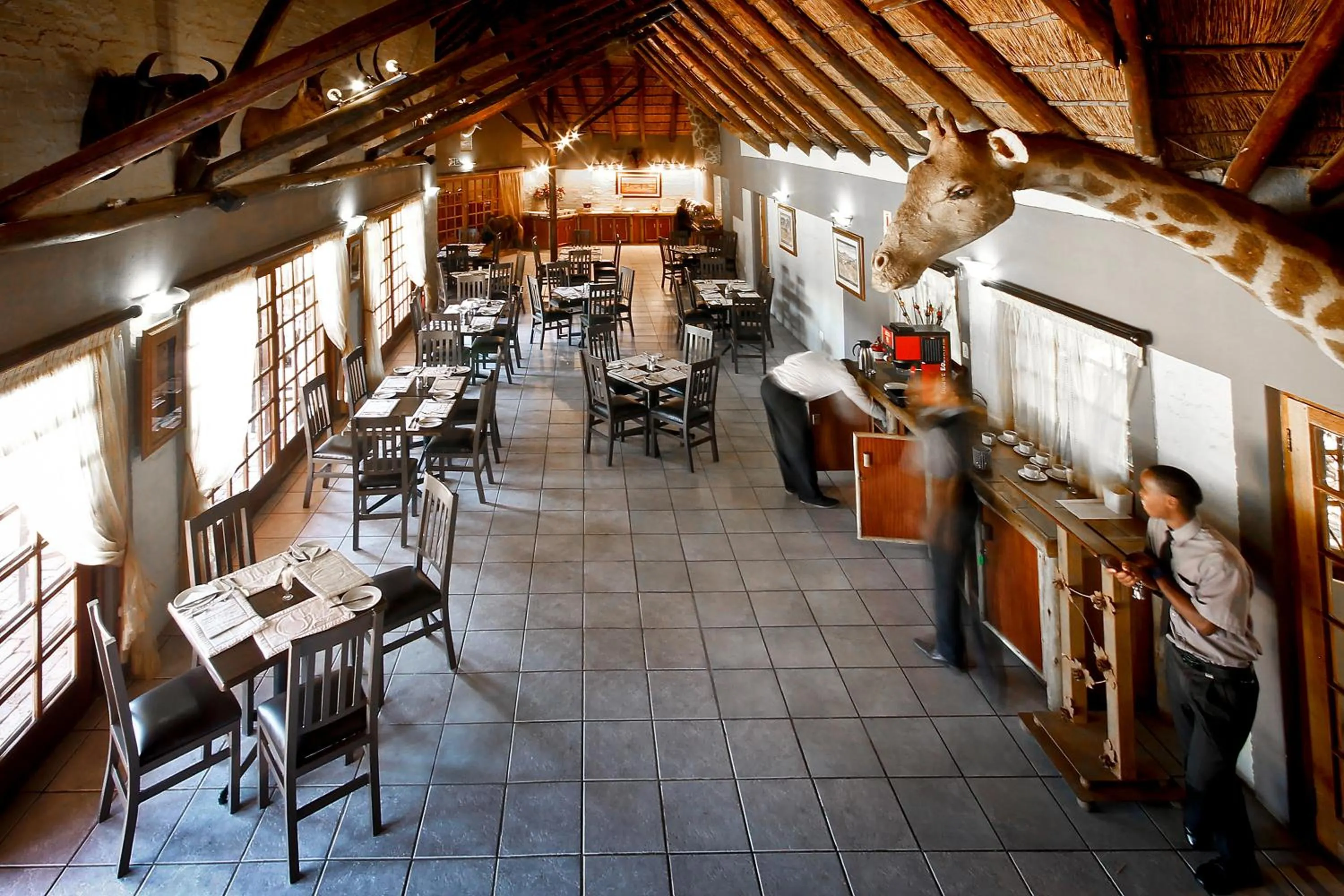 Restaurant/places to eat in Bains Lodge - Sustainable Electricity