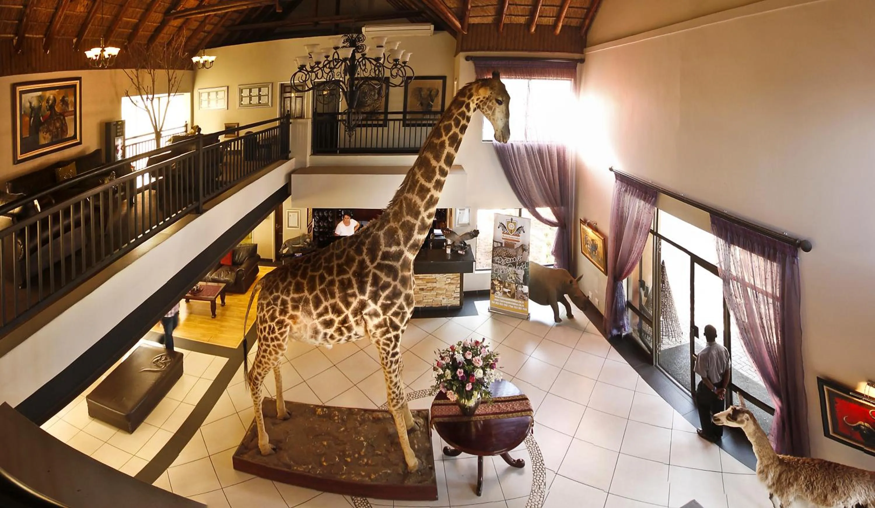 Lobby or reception in Bains Lodge - Sustainable Electricity