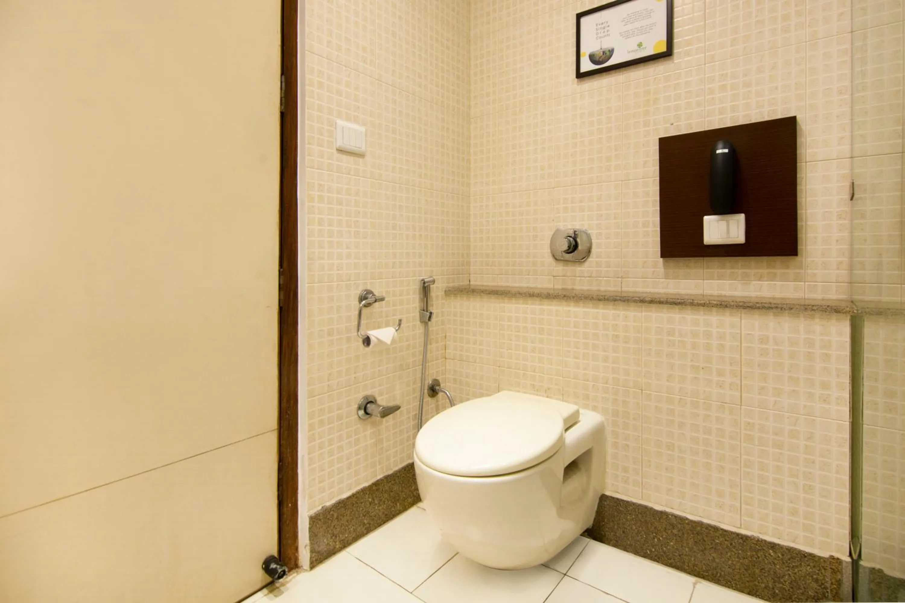 Bathroom in Lemon Tree Hotel Baddi