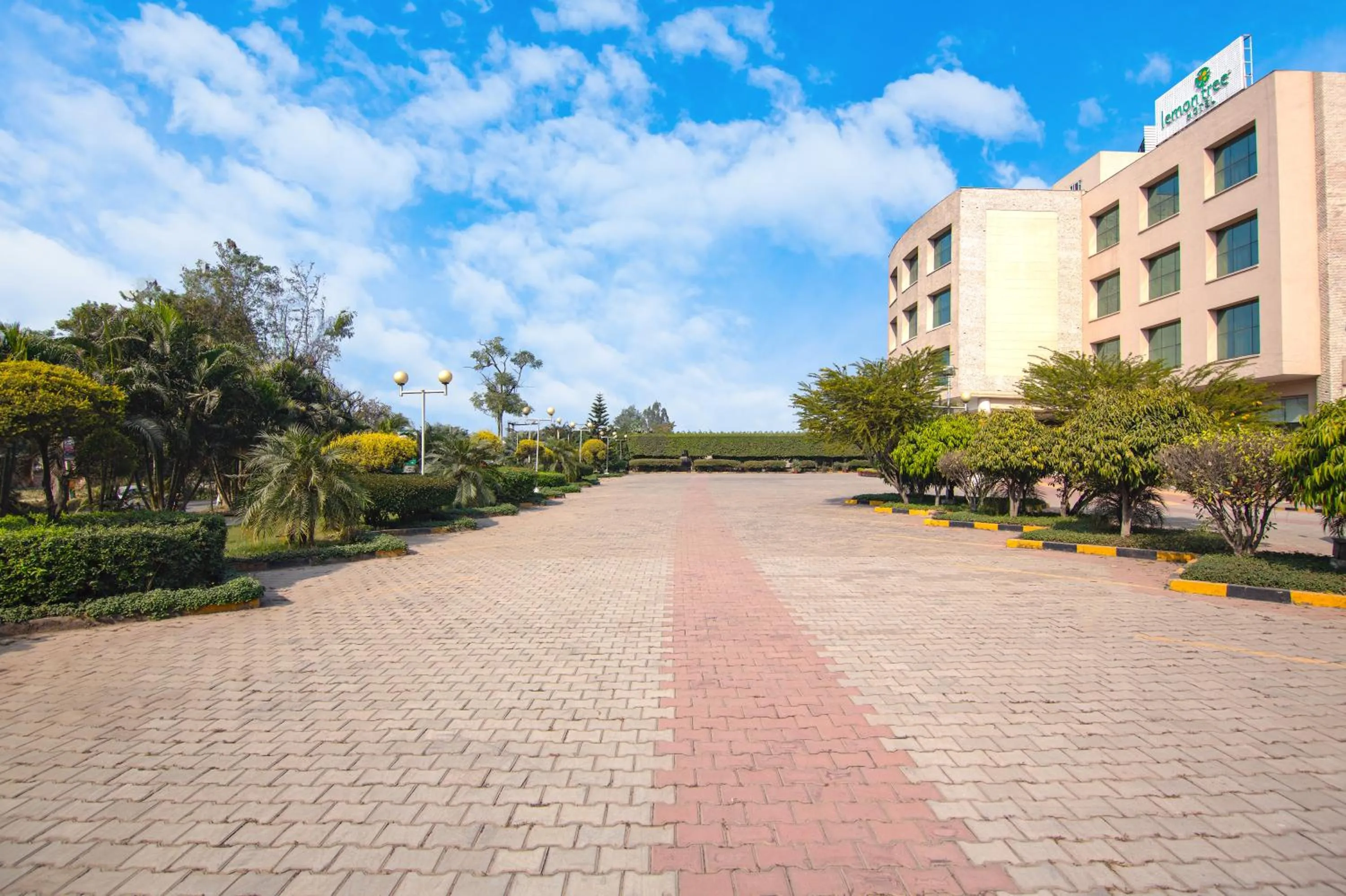 Parking in Lemon Tree Hotel Baddi