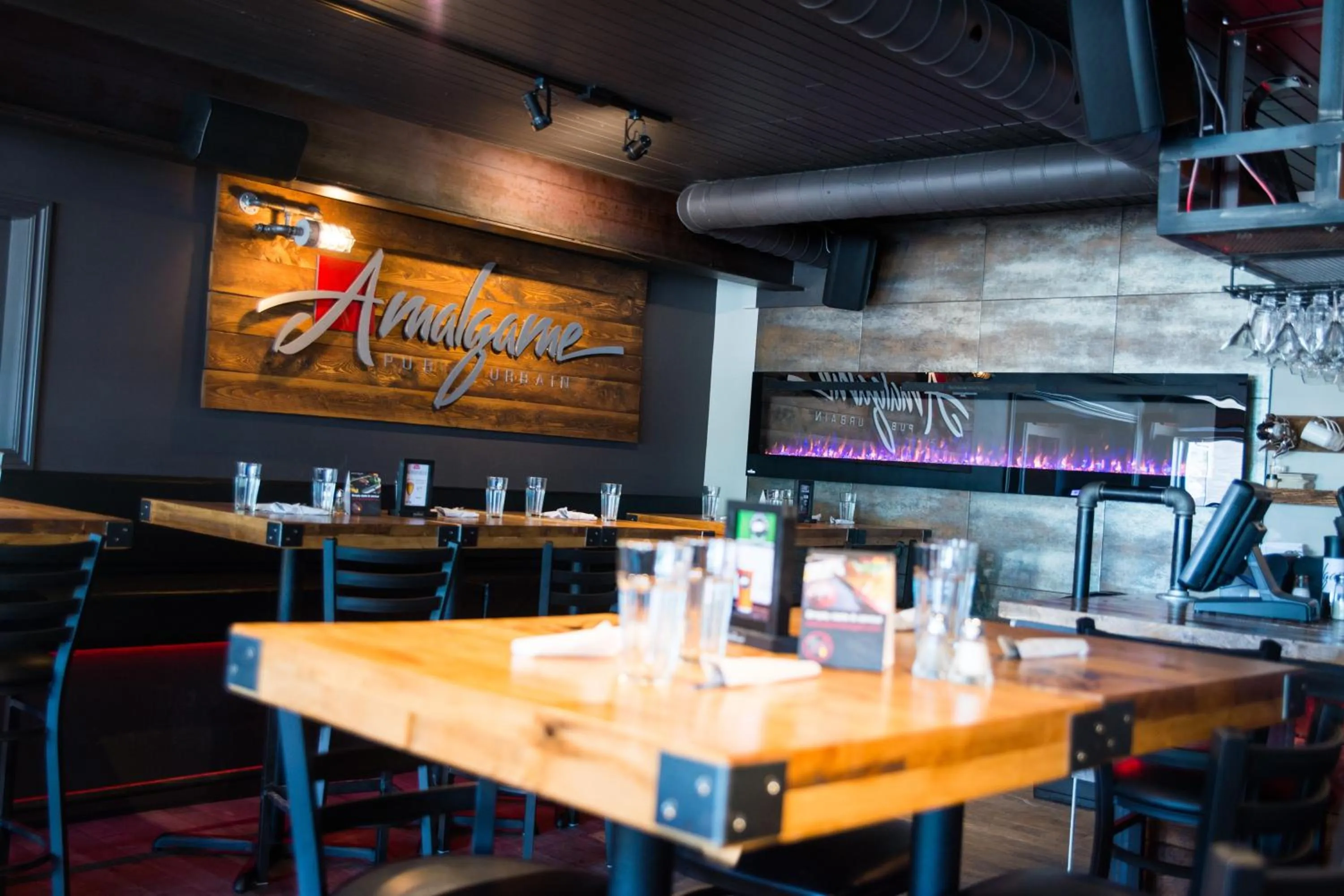 Property logo or sign in Hôtel Écono-One