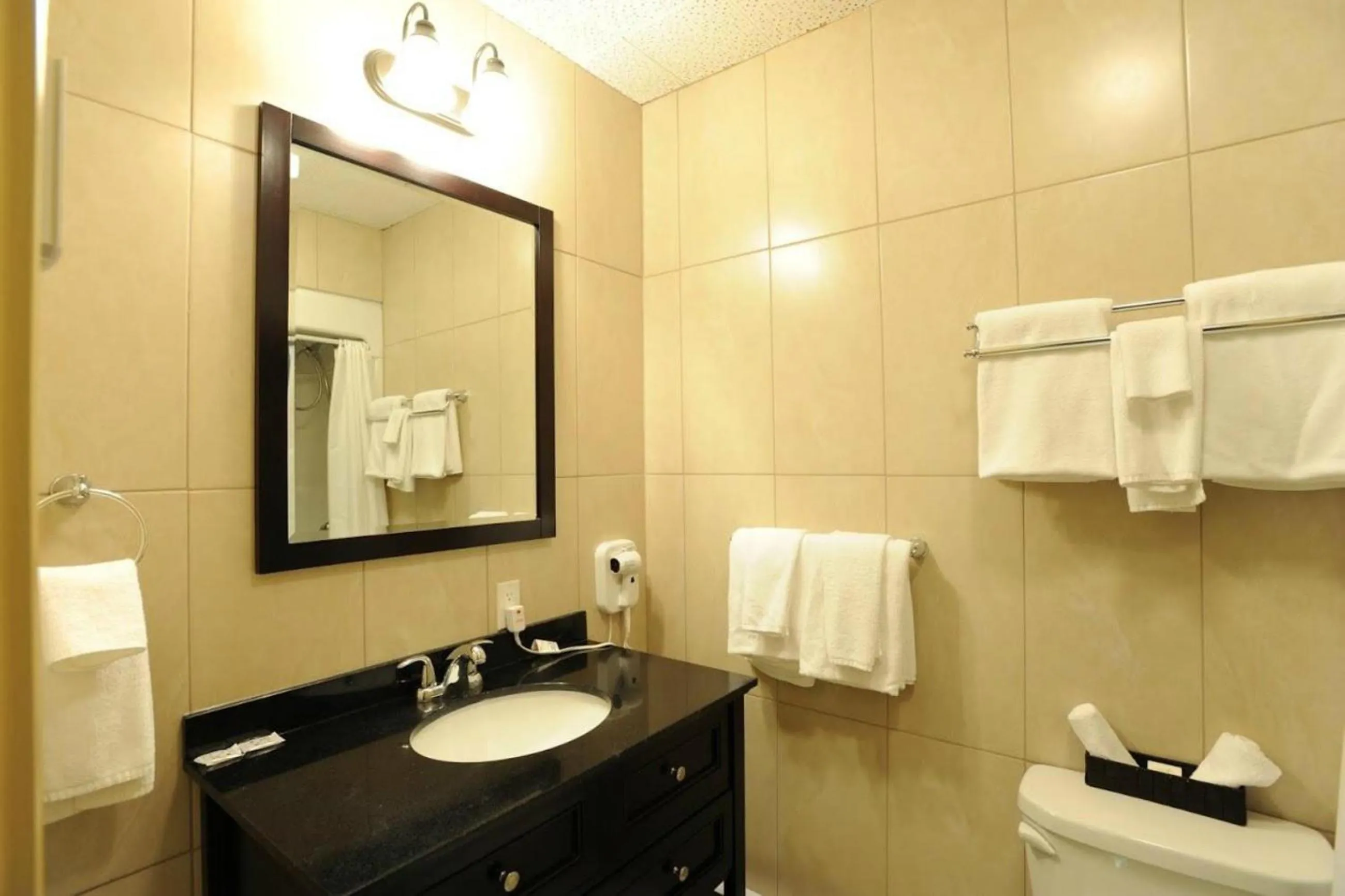 Other in Hôtel Écono-One