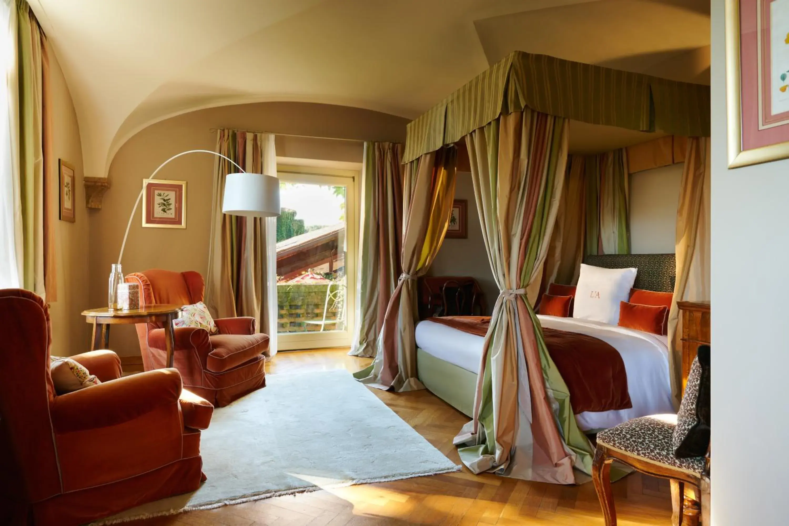 Junior Suite in L'Albereta Relais & Chateaux Junior Suite in L'Albereta Relais & Chateaux