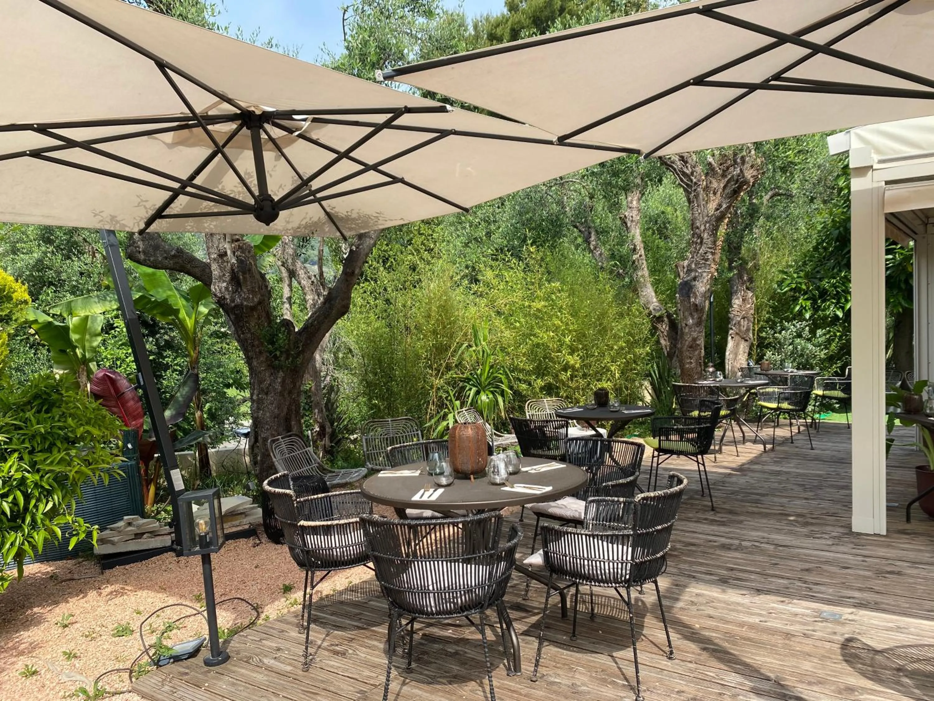 Avocado Hôtel Restaurant