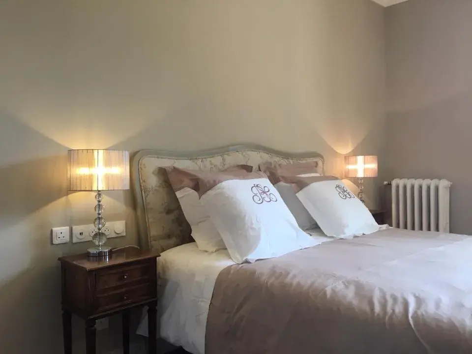 Deluxe King Room in Chateau Vary Deluxe King Room in Chateau Vary