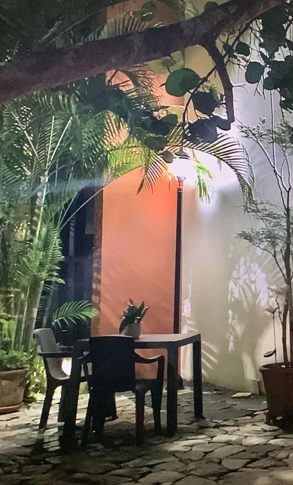 Patio in Manaya Bed & Breakfast