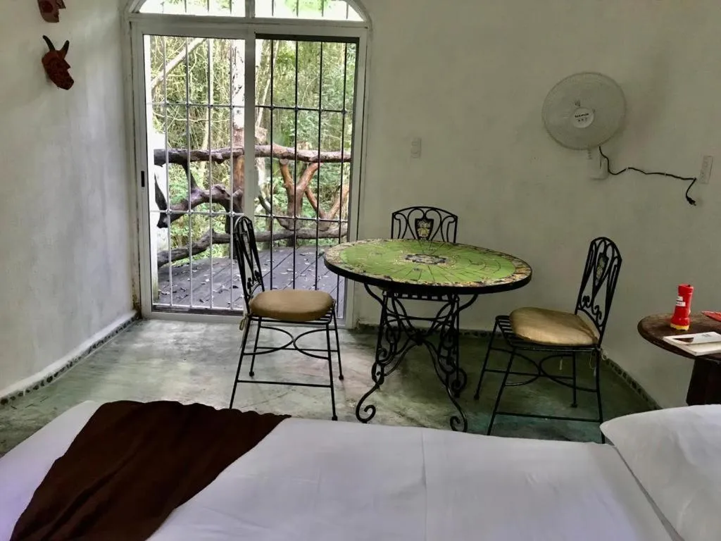 Bed in Jolie Jungle Eco Hotel