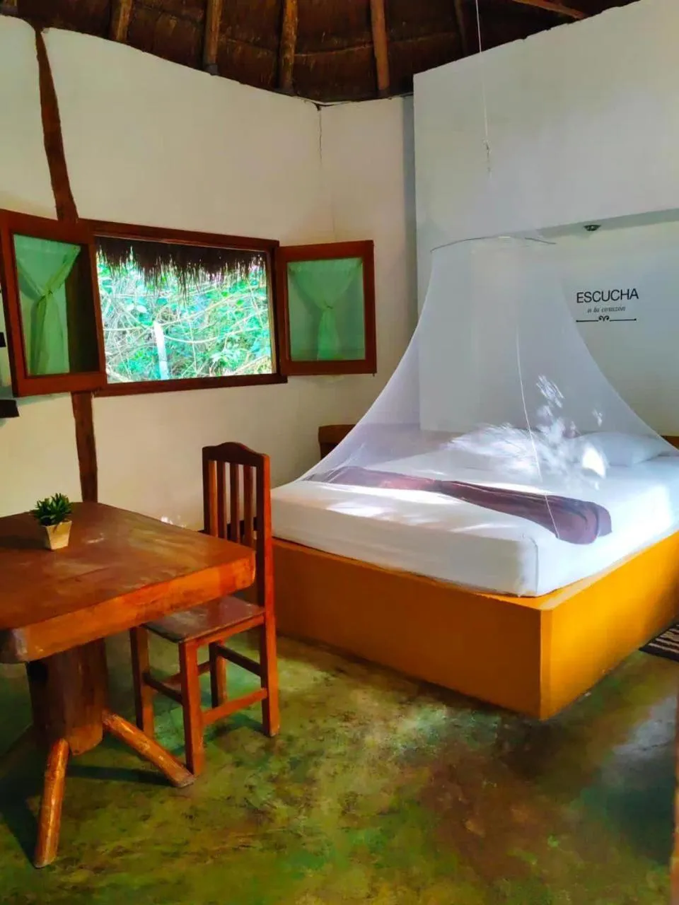 Bed in Jolie Jungle Eco Hotel