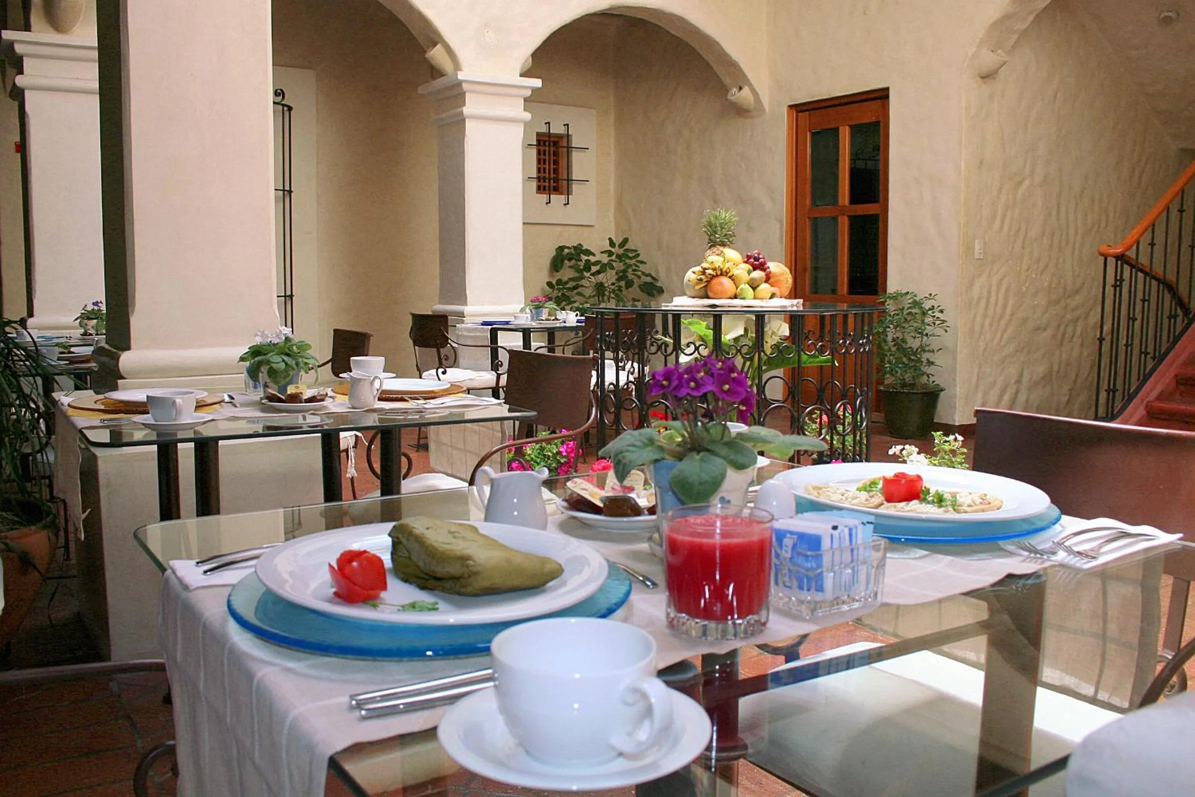 Restaurant/places to eat in Hotel Boutique Casa Catrina