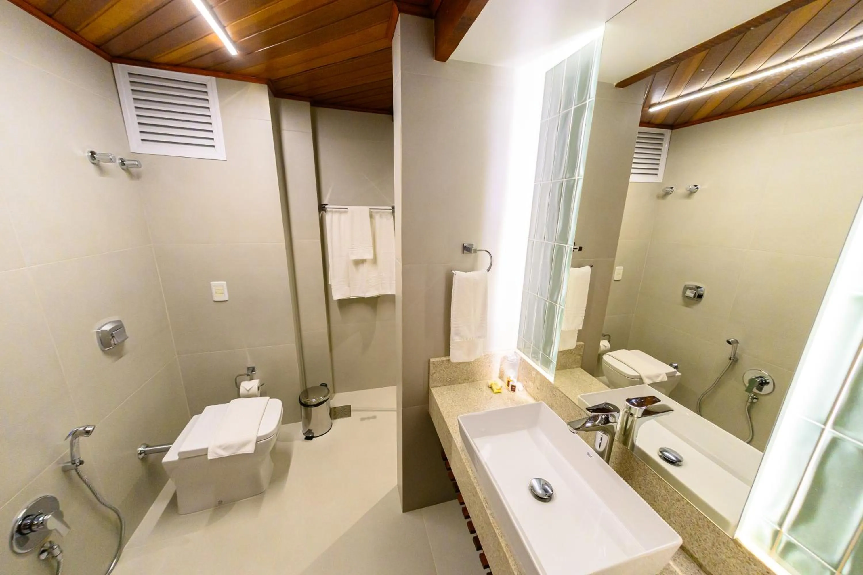 Bathroom in Hotel Águas Claras